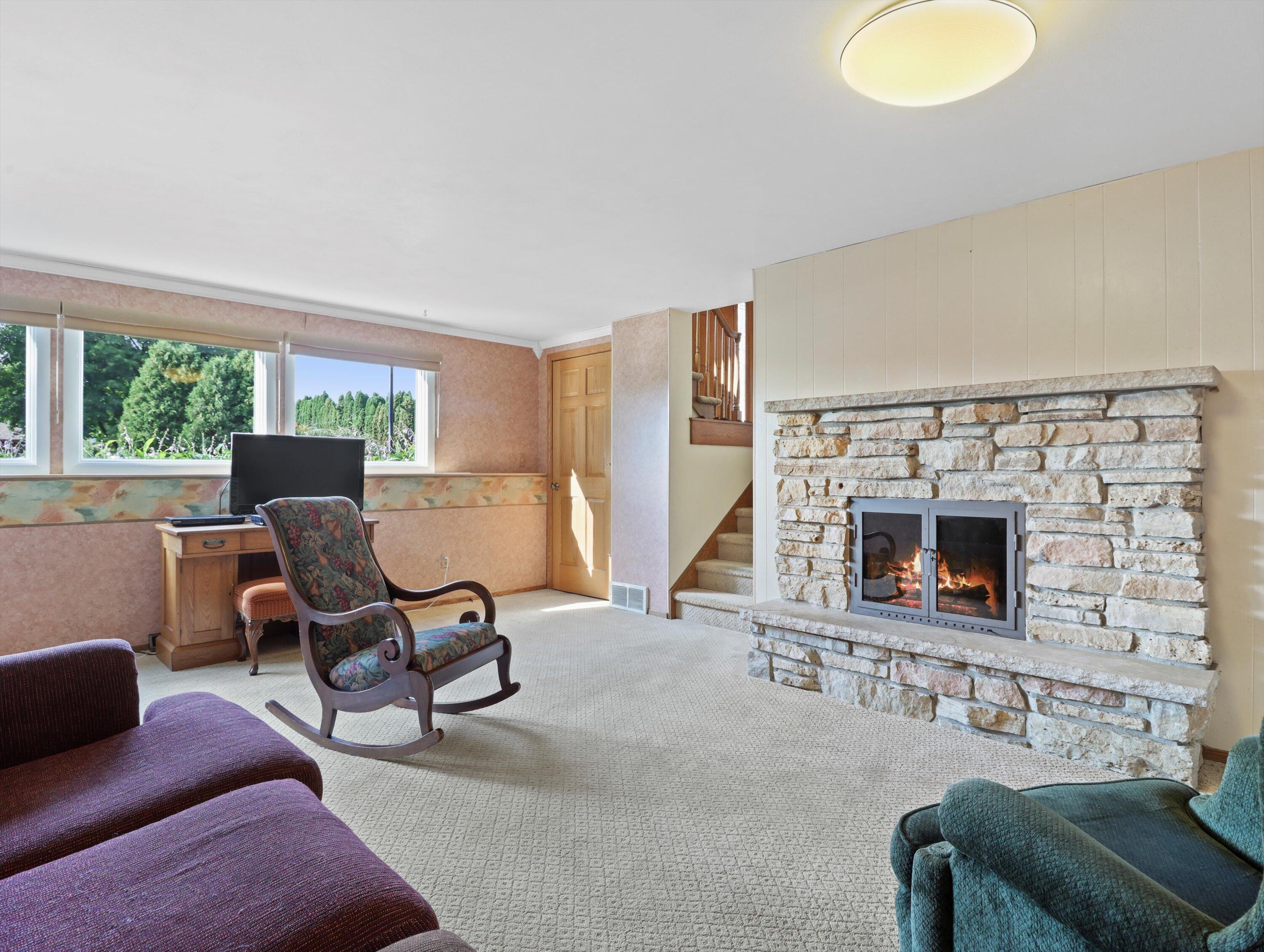 165 Riverview Ct