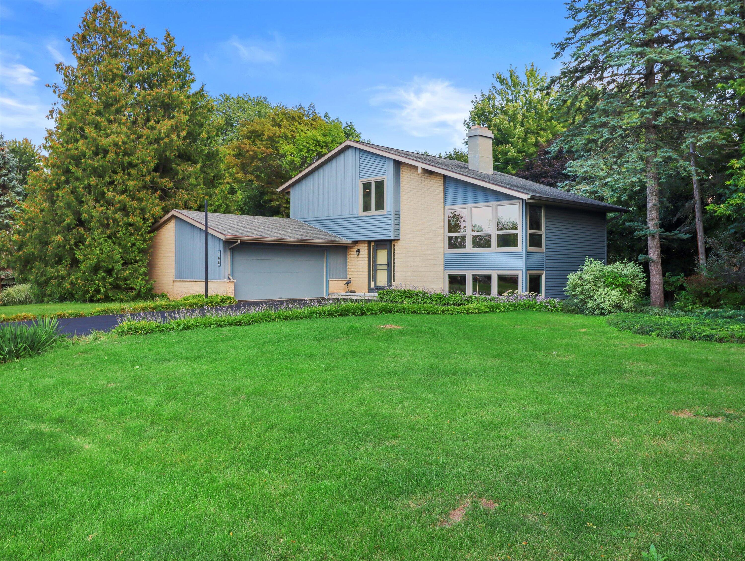 165 Riverview Ct