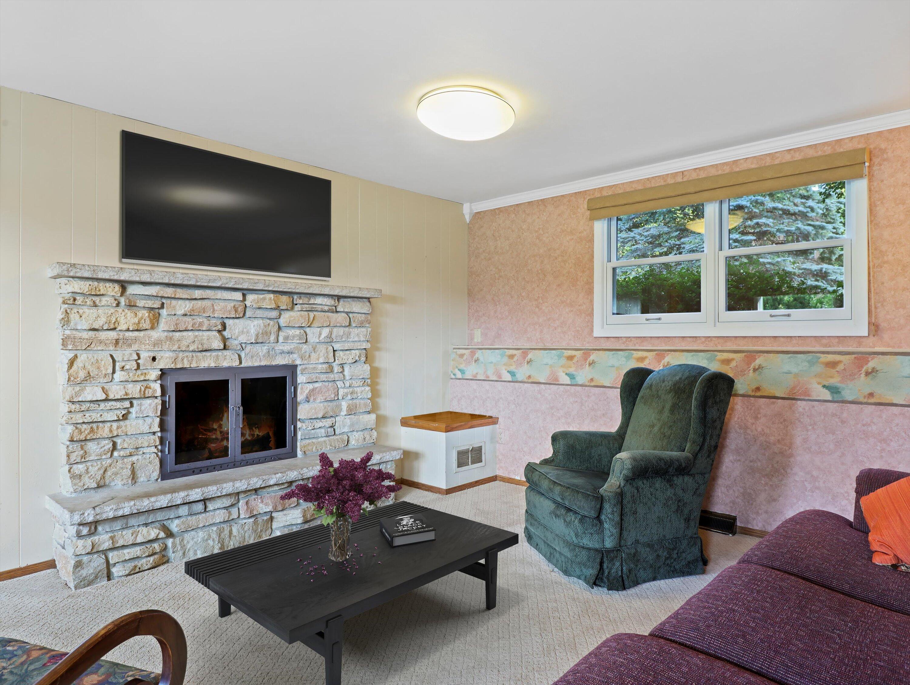 165 Riverview Ct