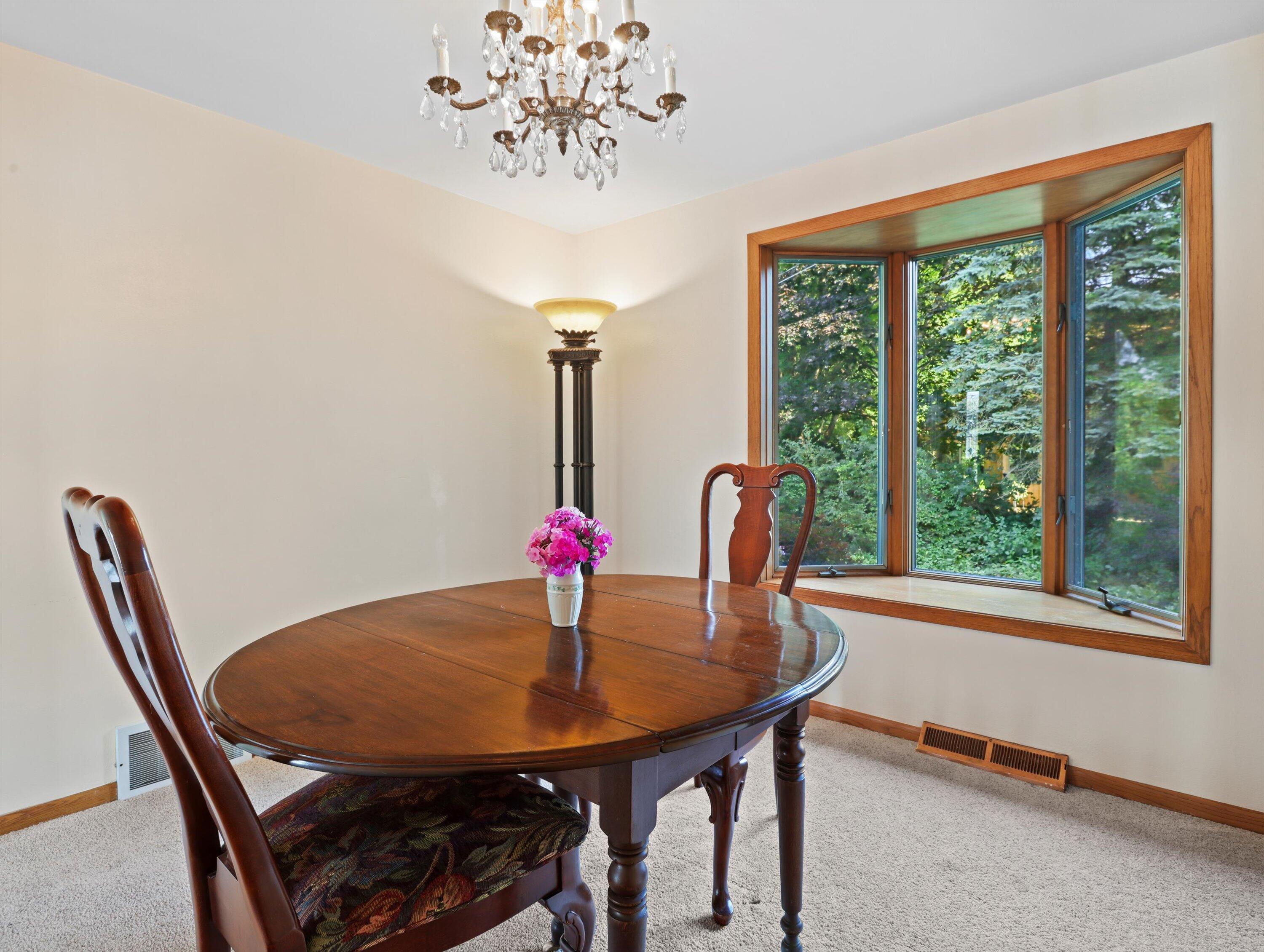 165 Riverview Ct