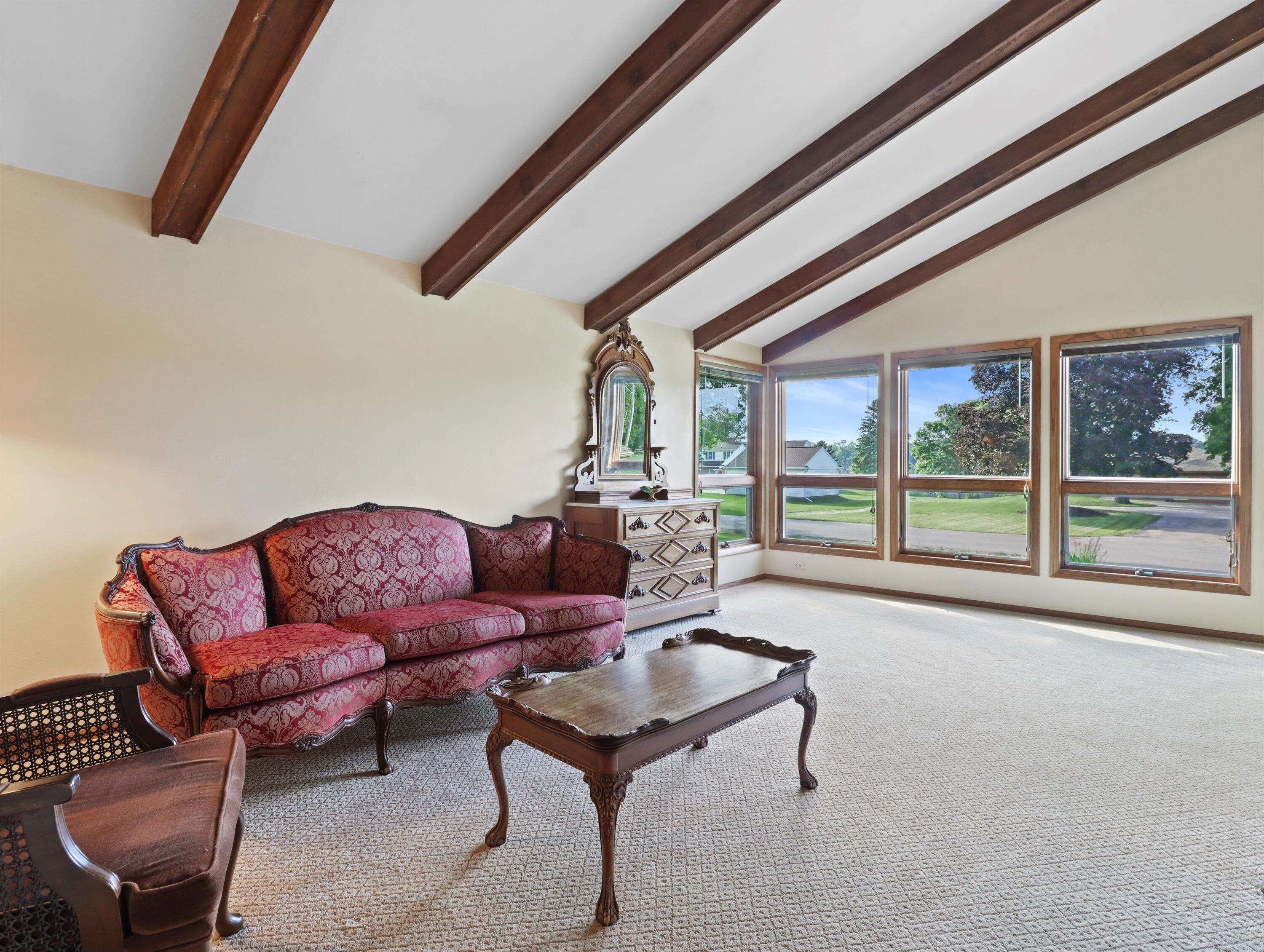 165 Riverview Ct