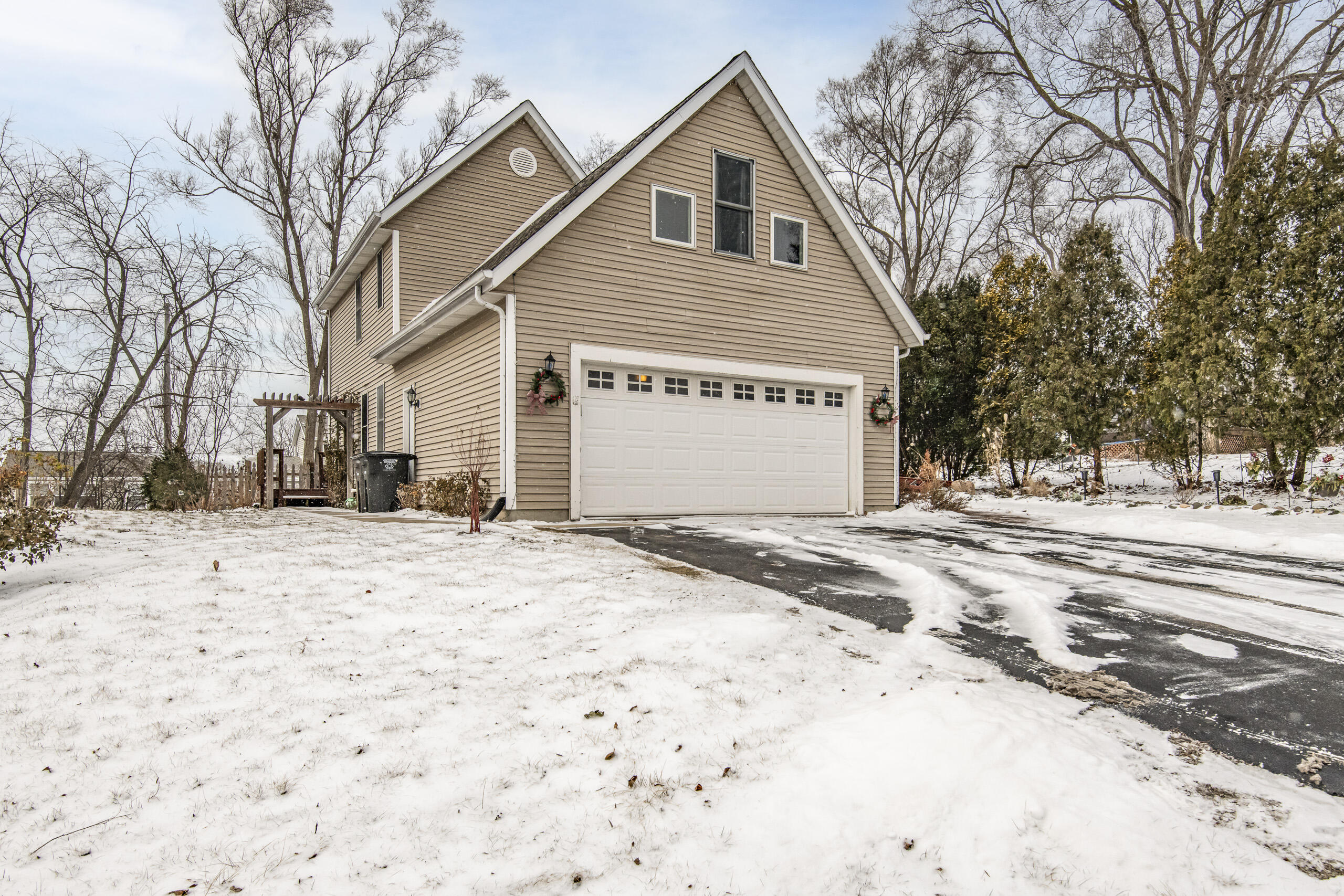 N9171 Elm St