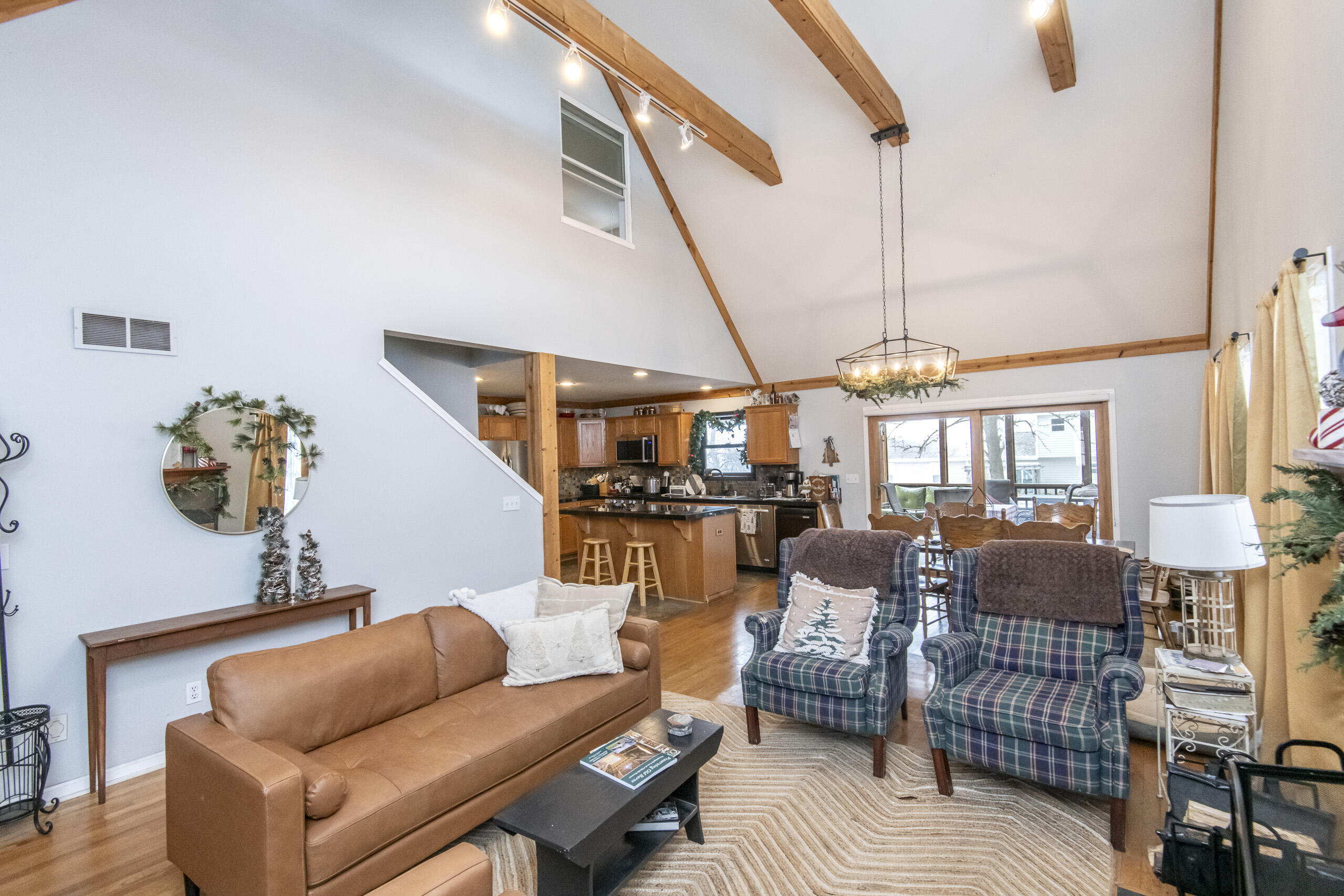 N9171 Elm St