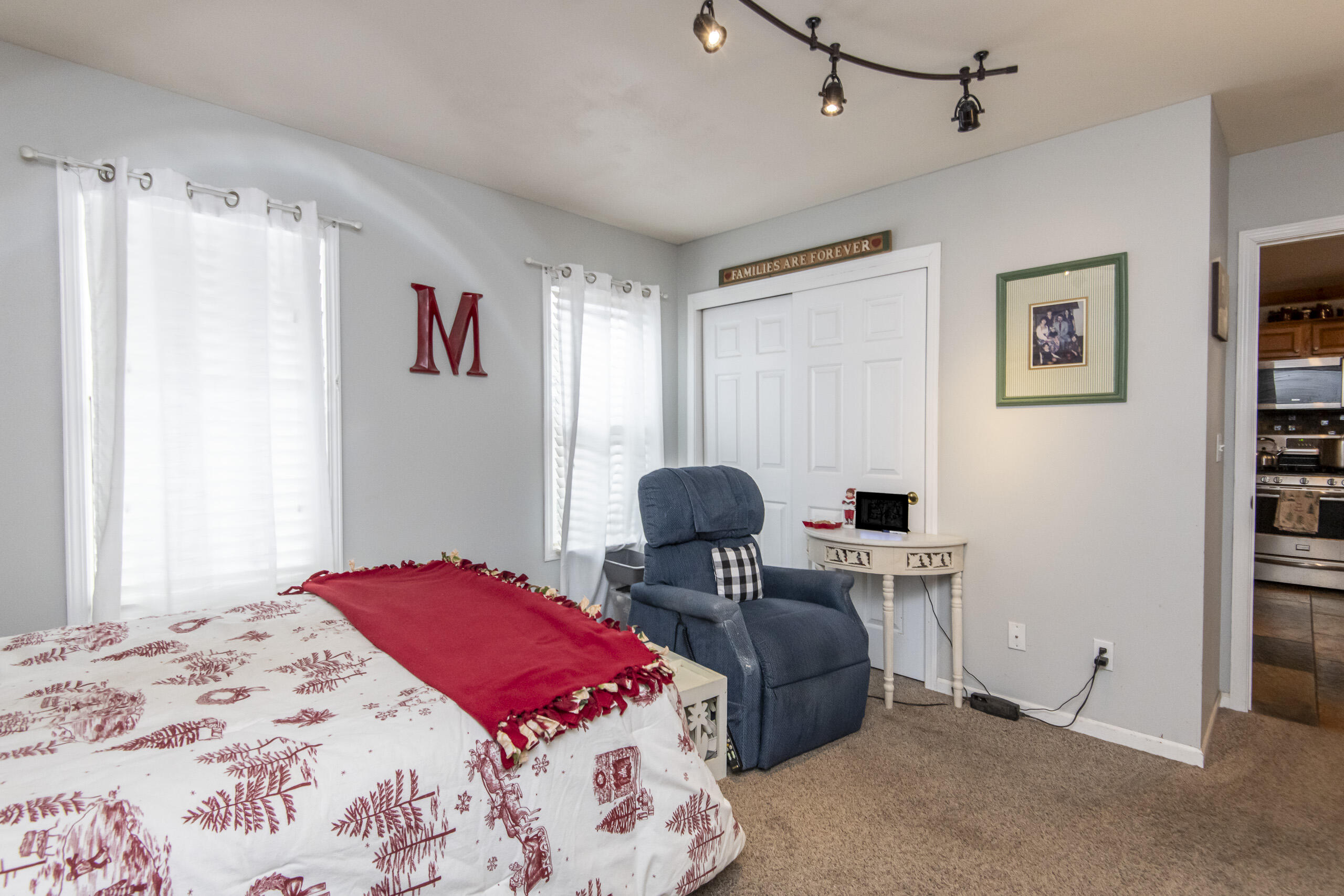 N9171 Elm St
