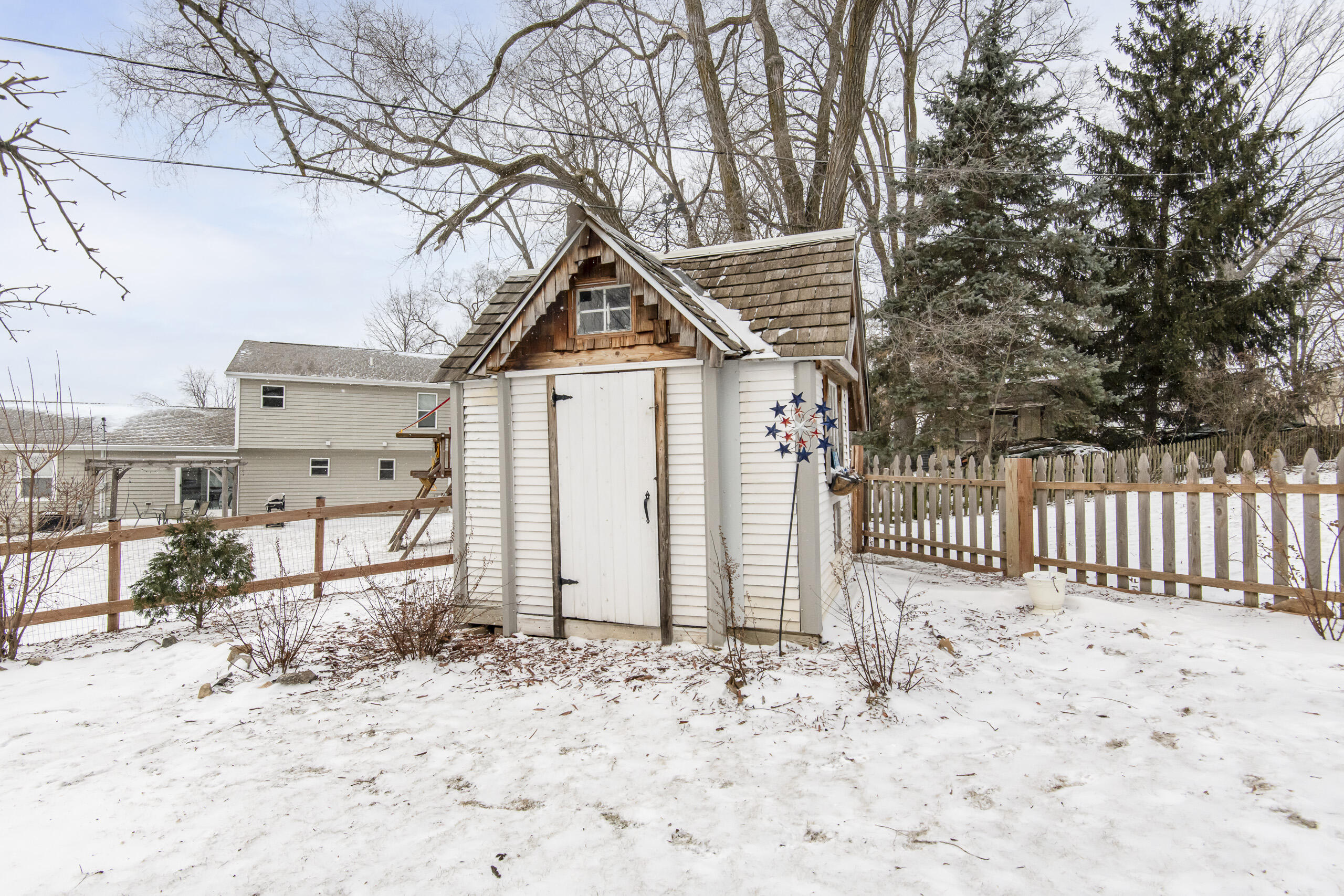 N9171 Elm St