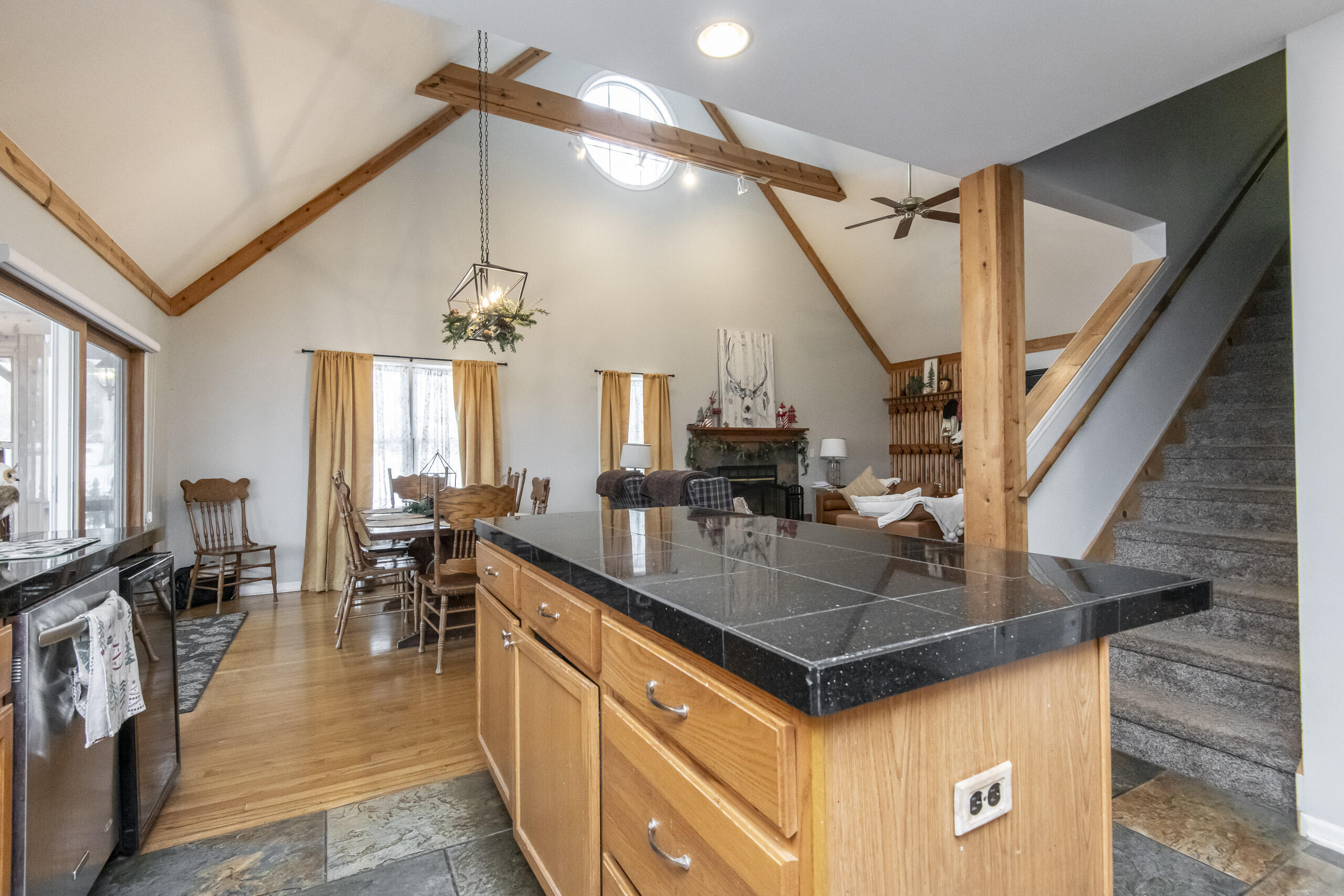 N9171 Elm St