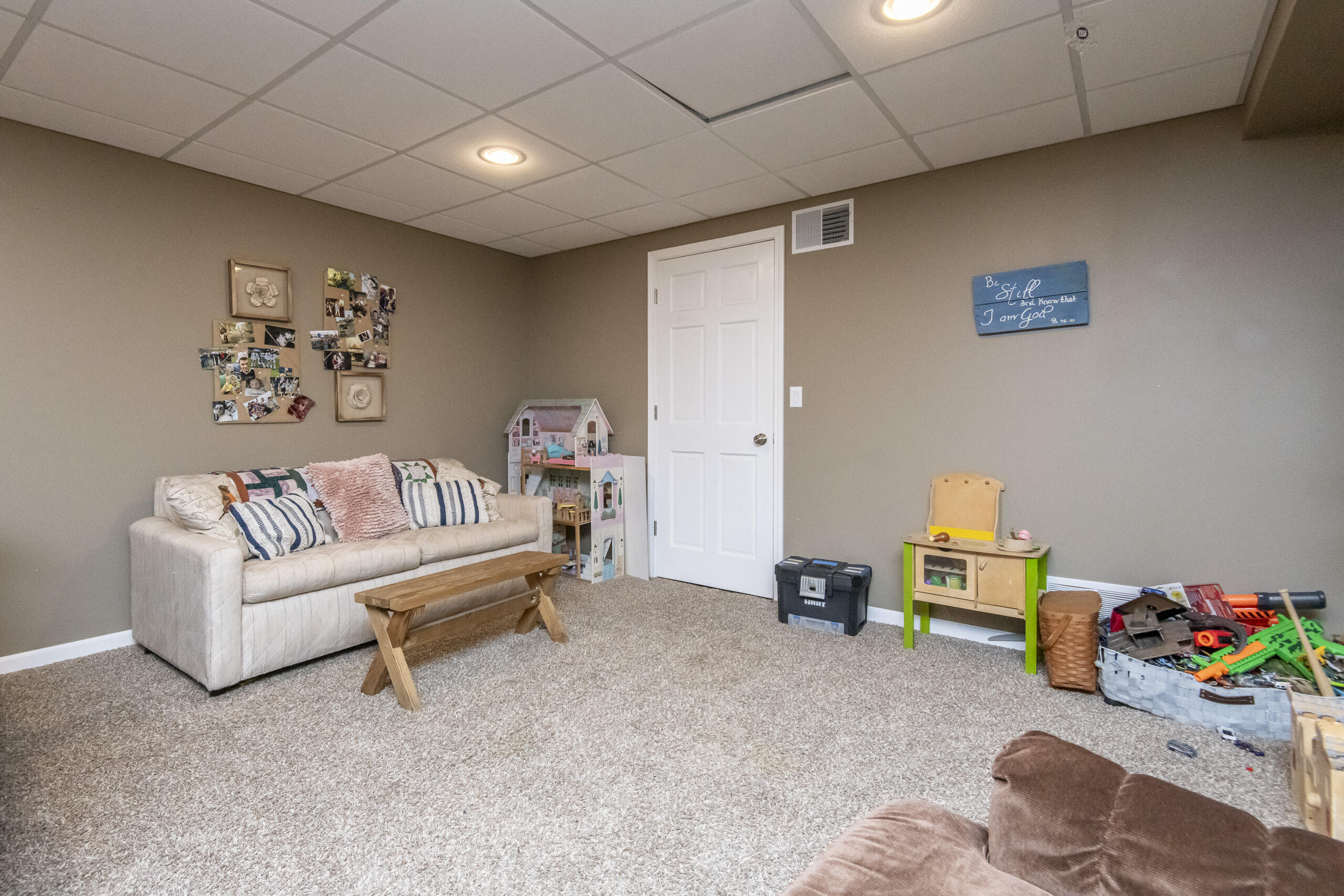 N9171 Elm St