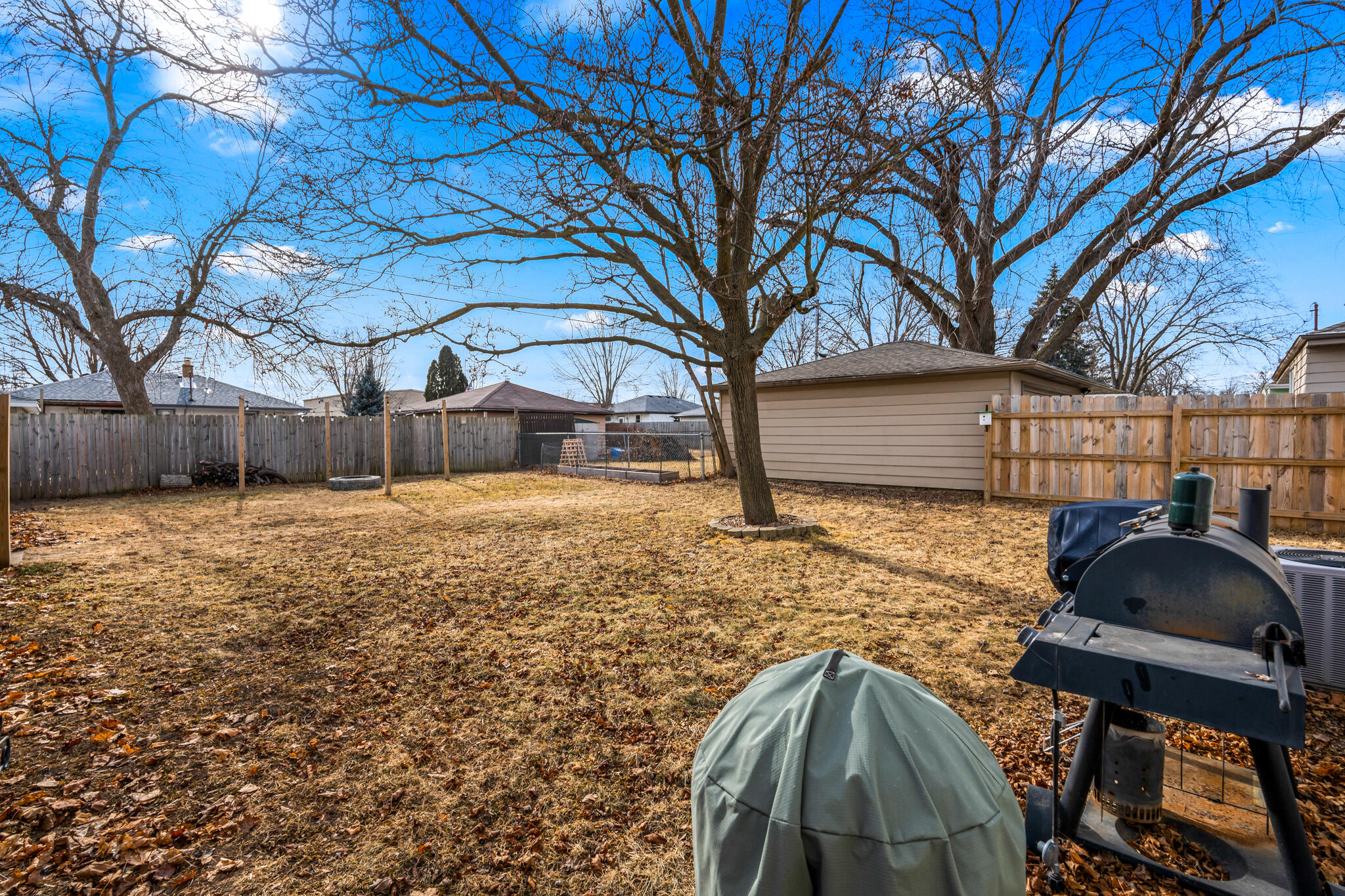 8549 W Douglas Ave