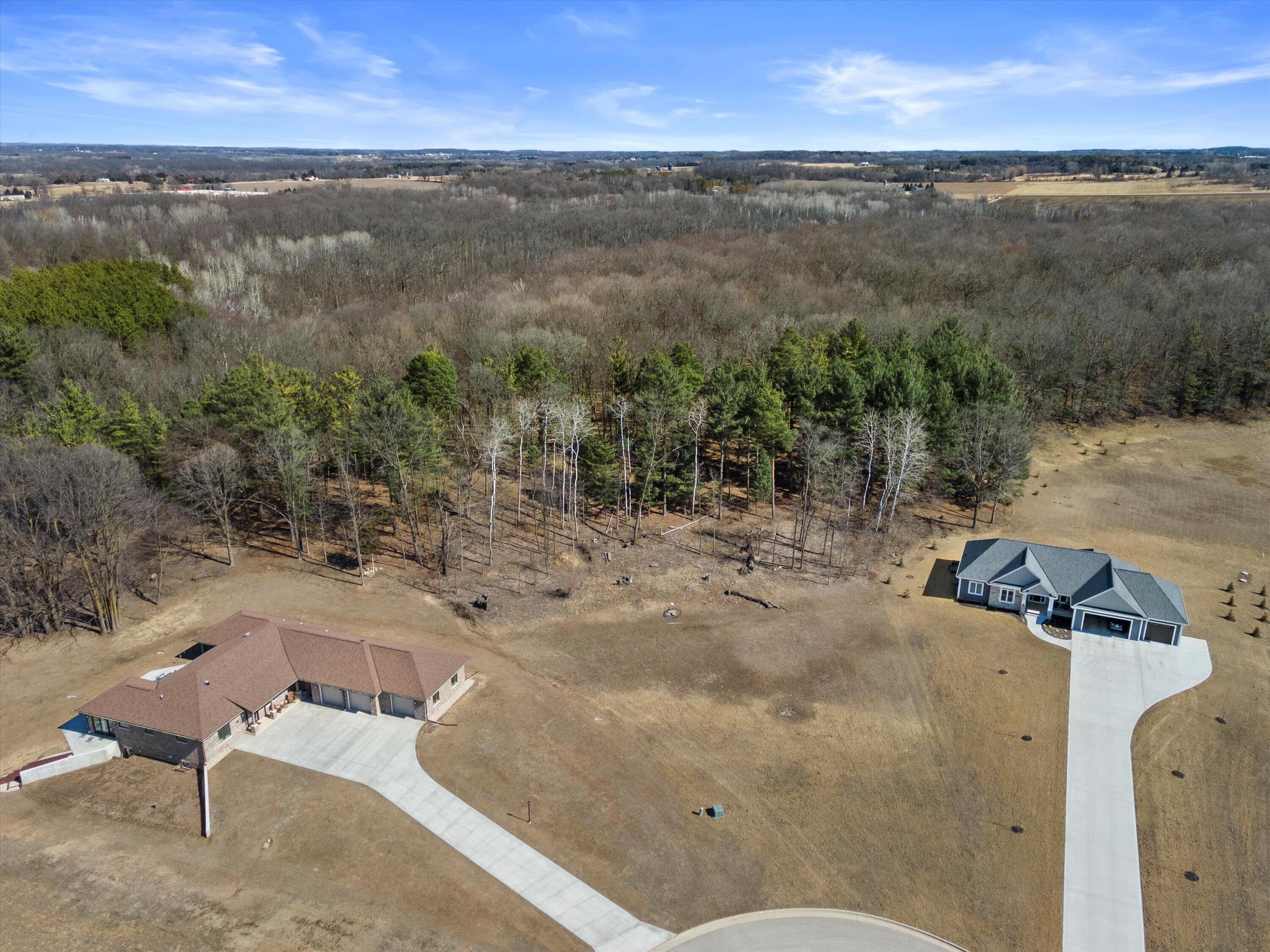 5788 Thull Ct