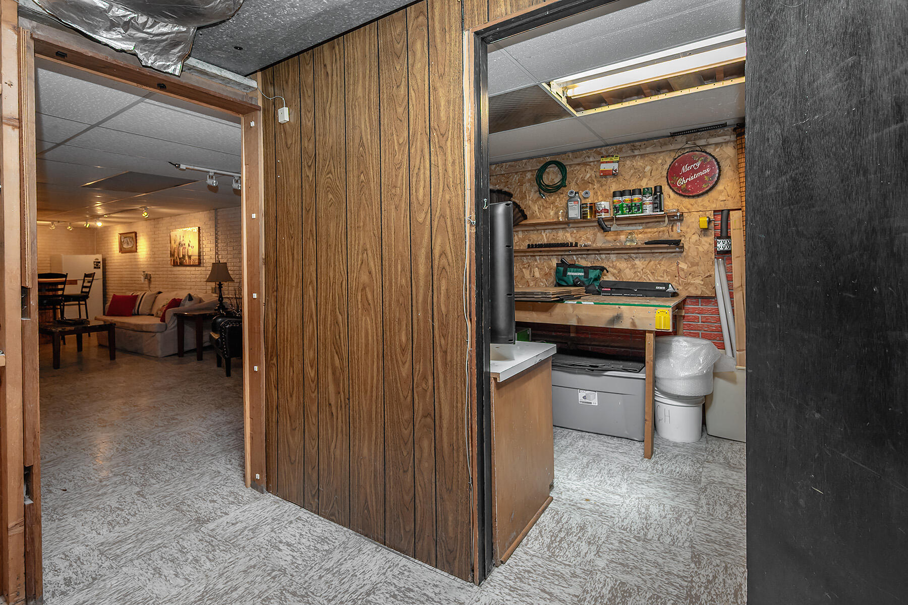 3368 Mount Ln