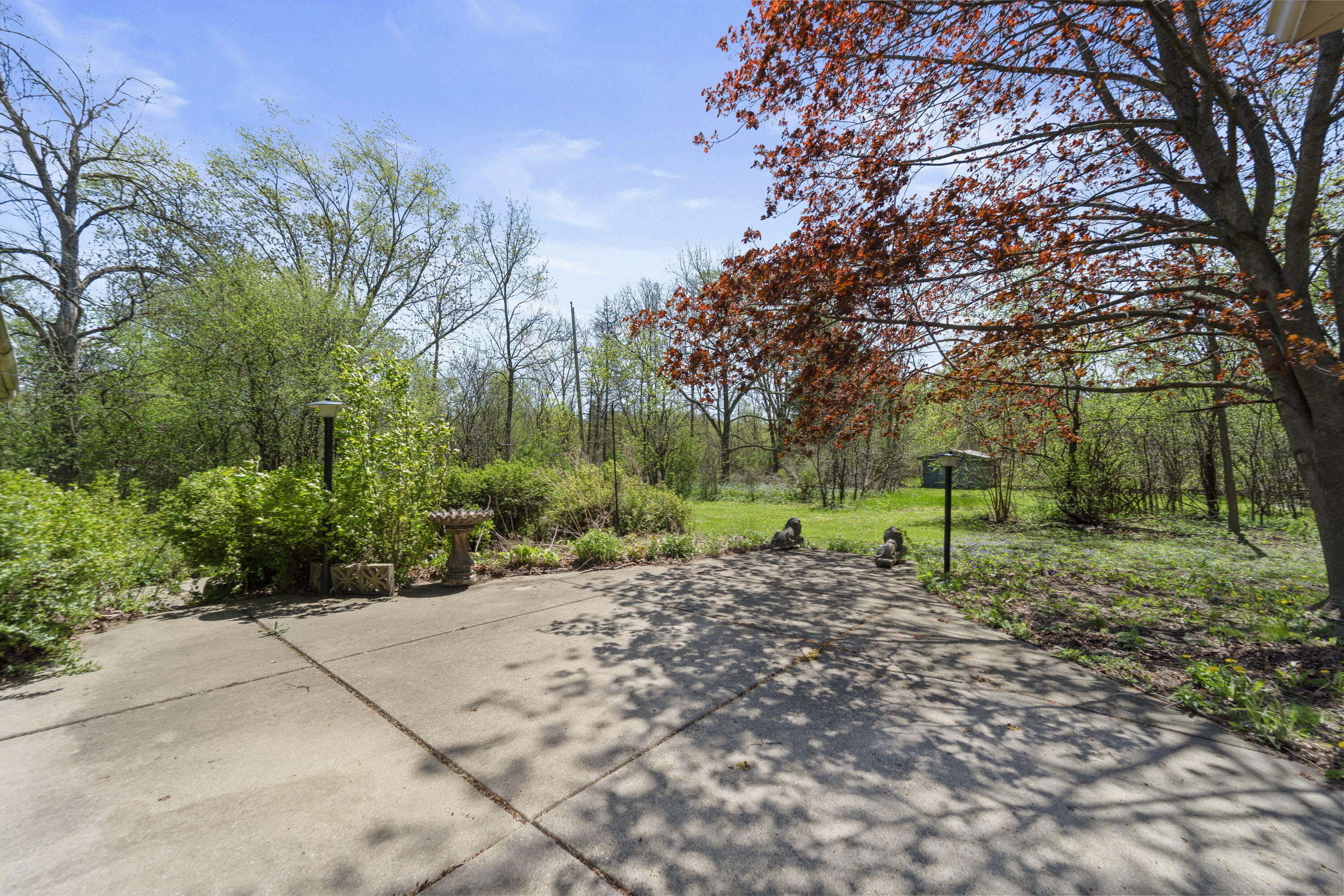 1533 W El Rancho Dr