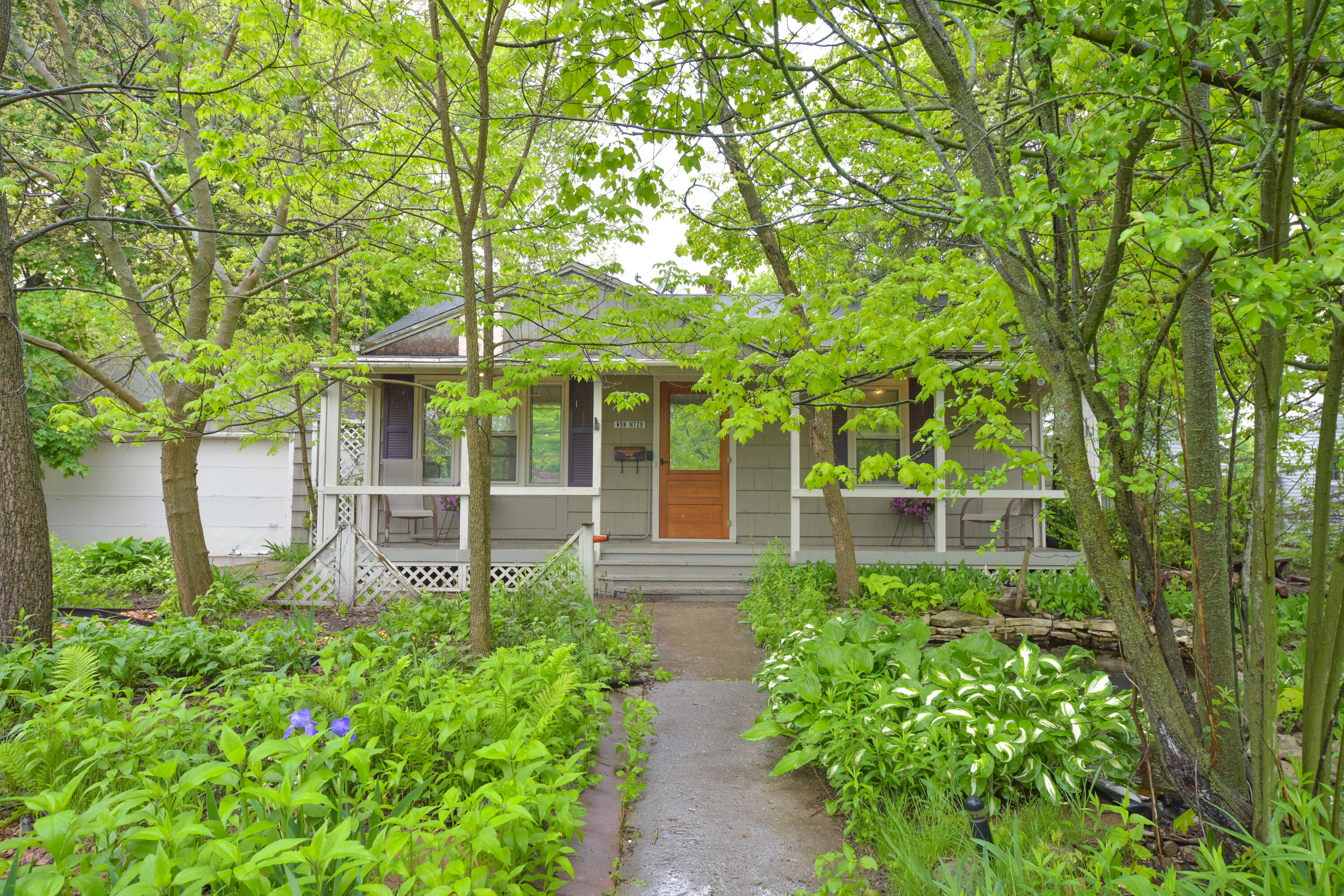 W59N729 Highwood Dr