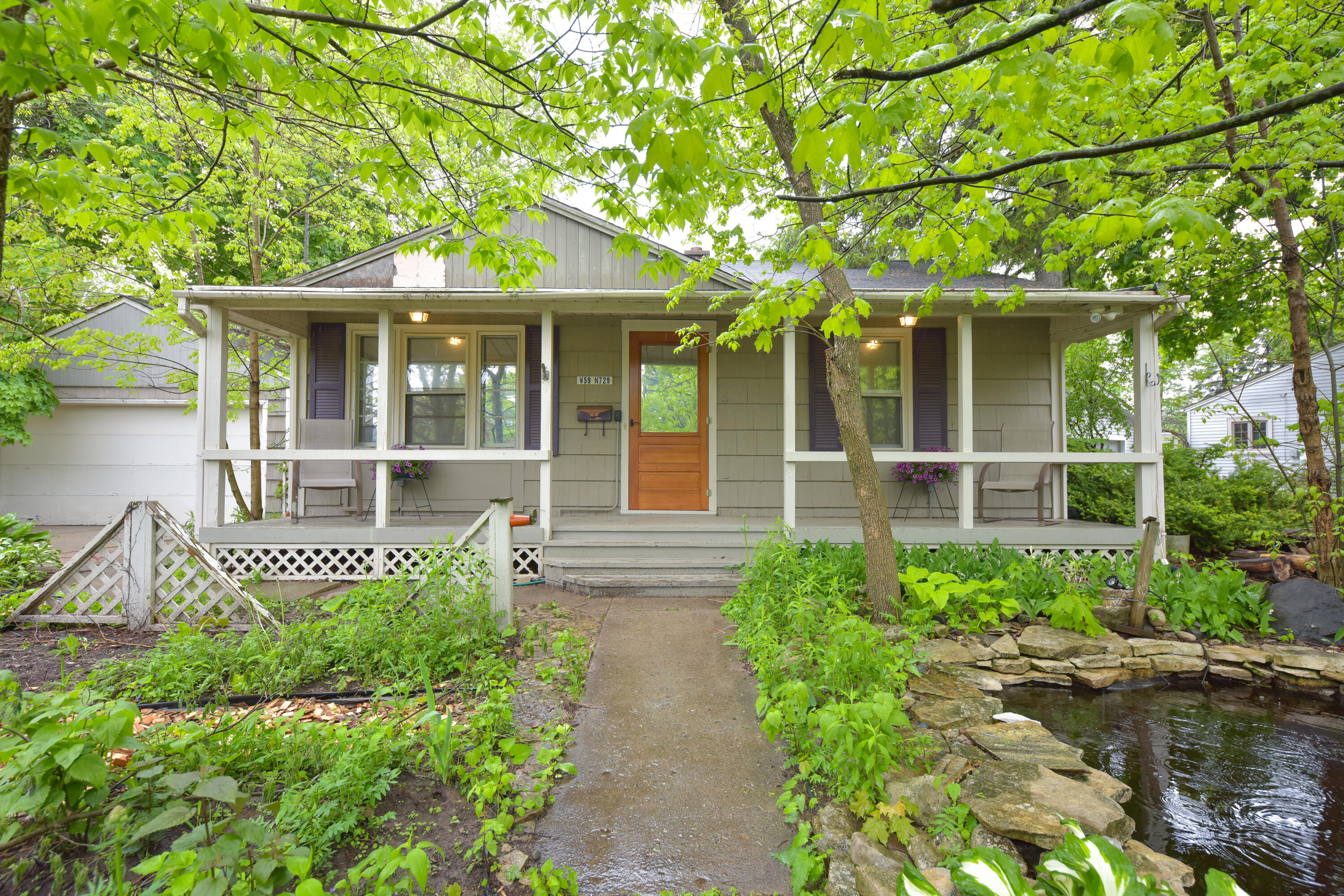 W59N729 Highwood Dr