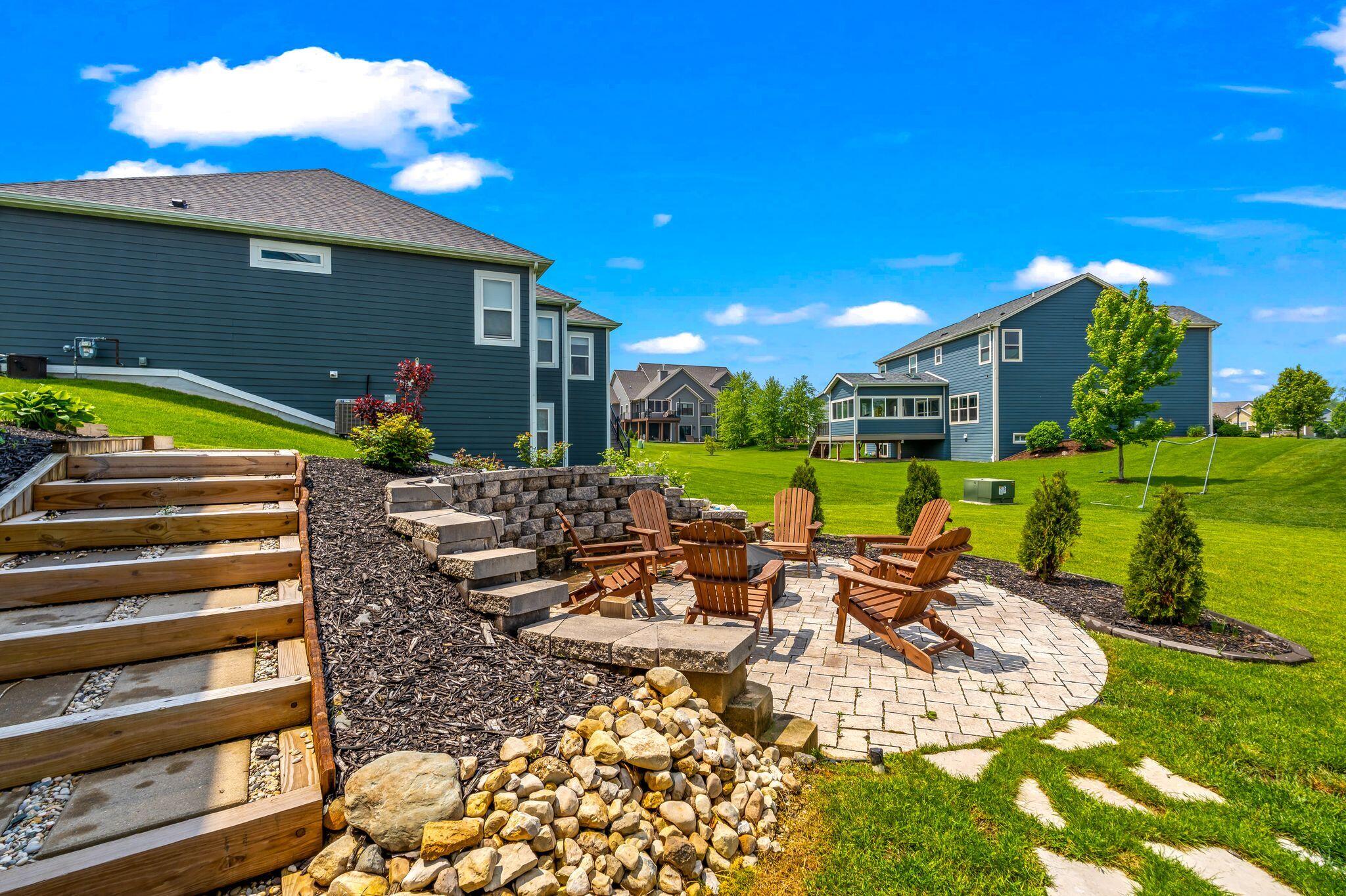 15420 Elmbrook Way