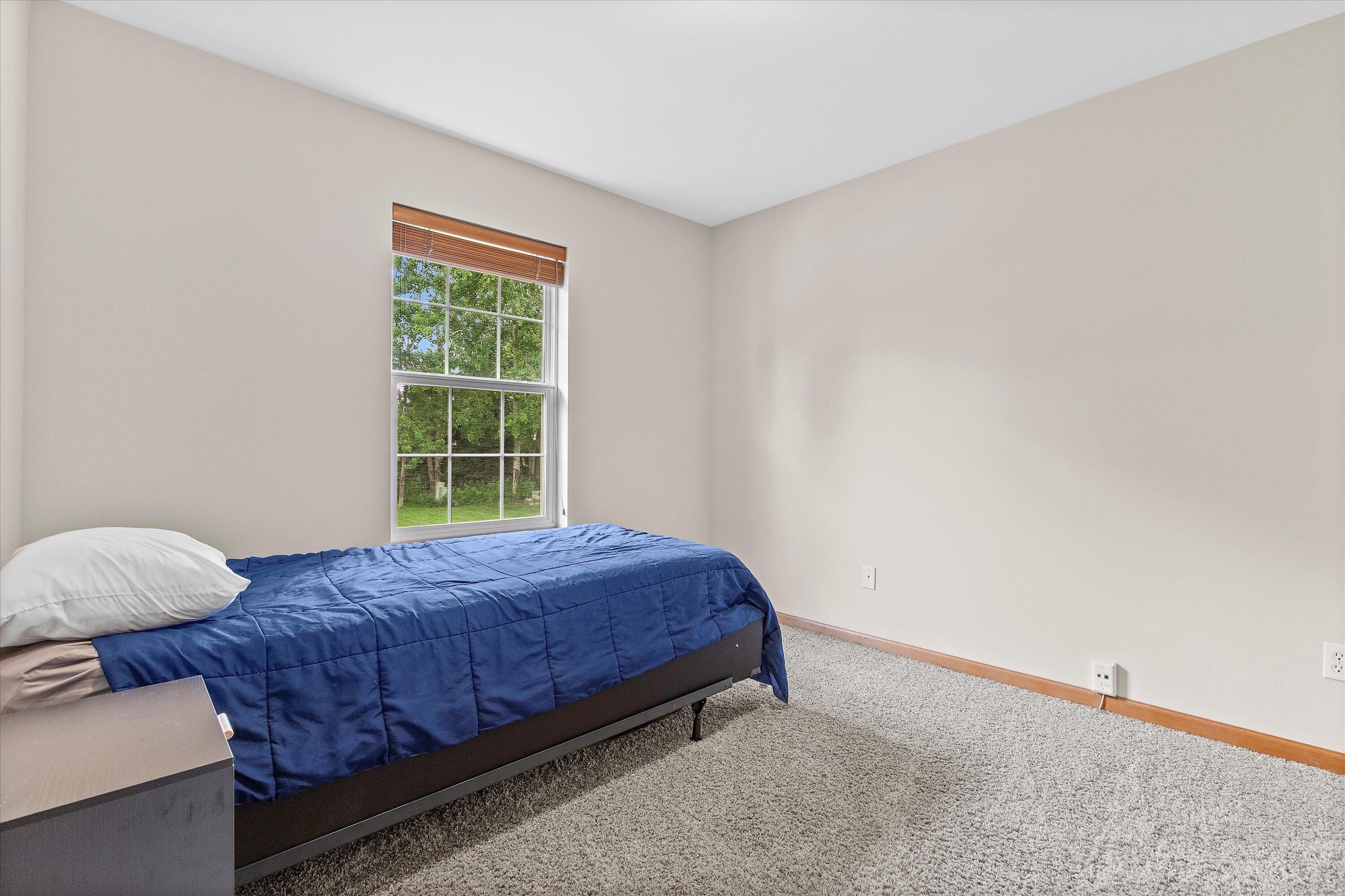1333 Mockingbird Dr