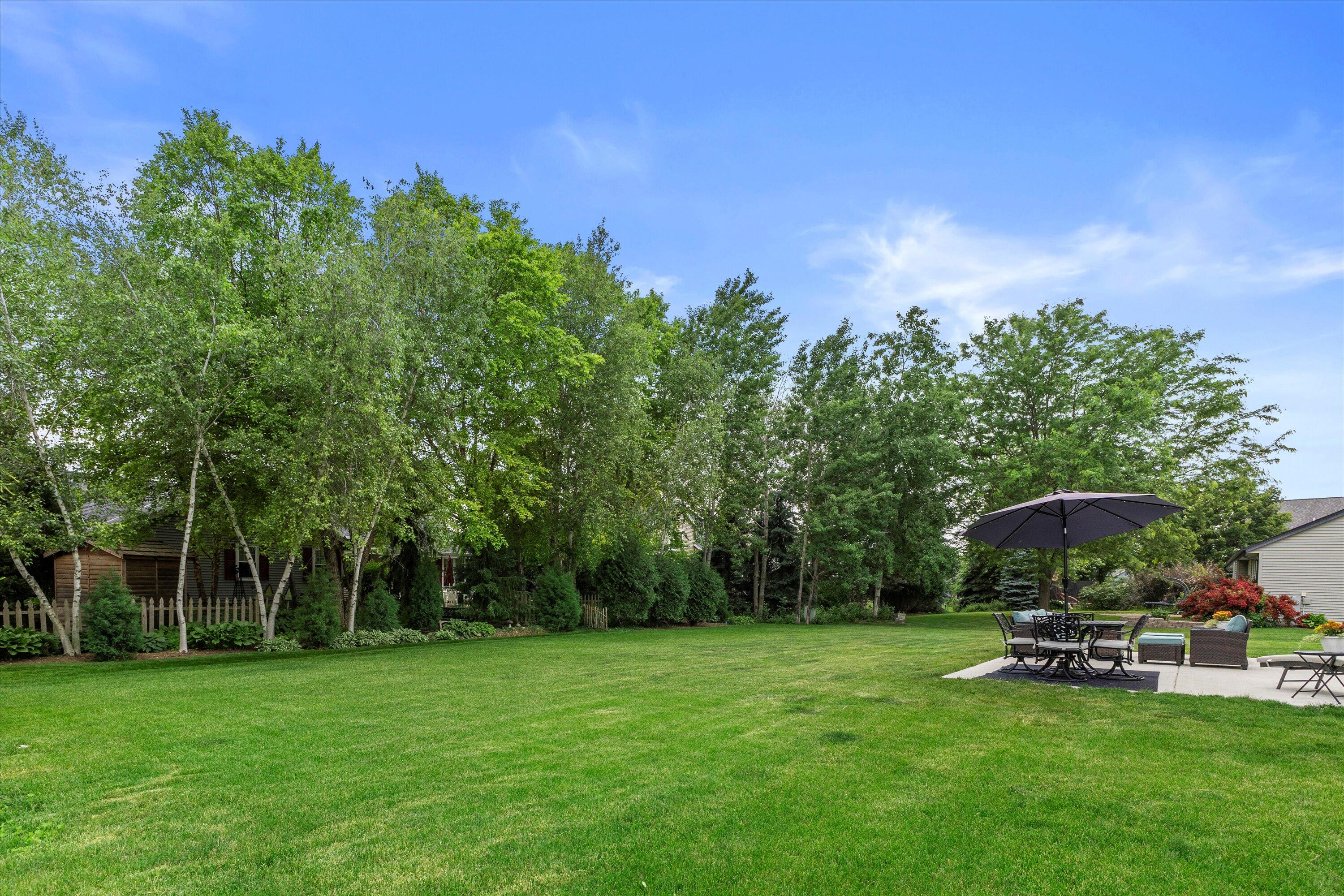 1333 Mockingbird Dr