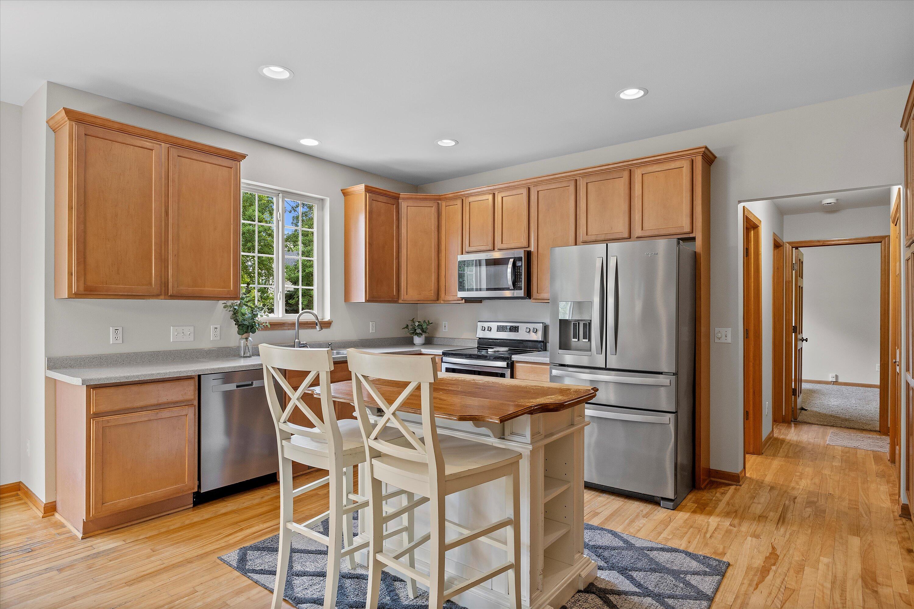 1333 Mockingbird Dr