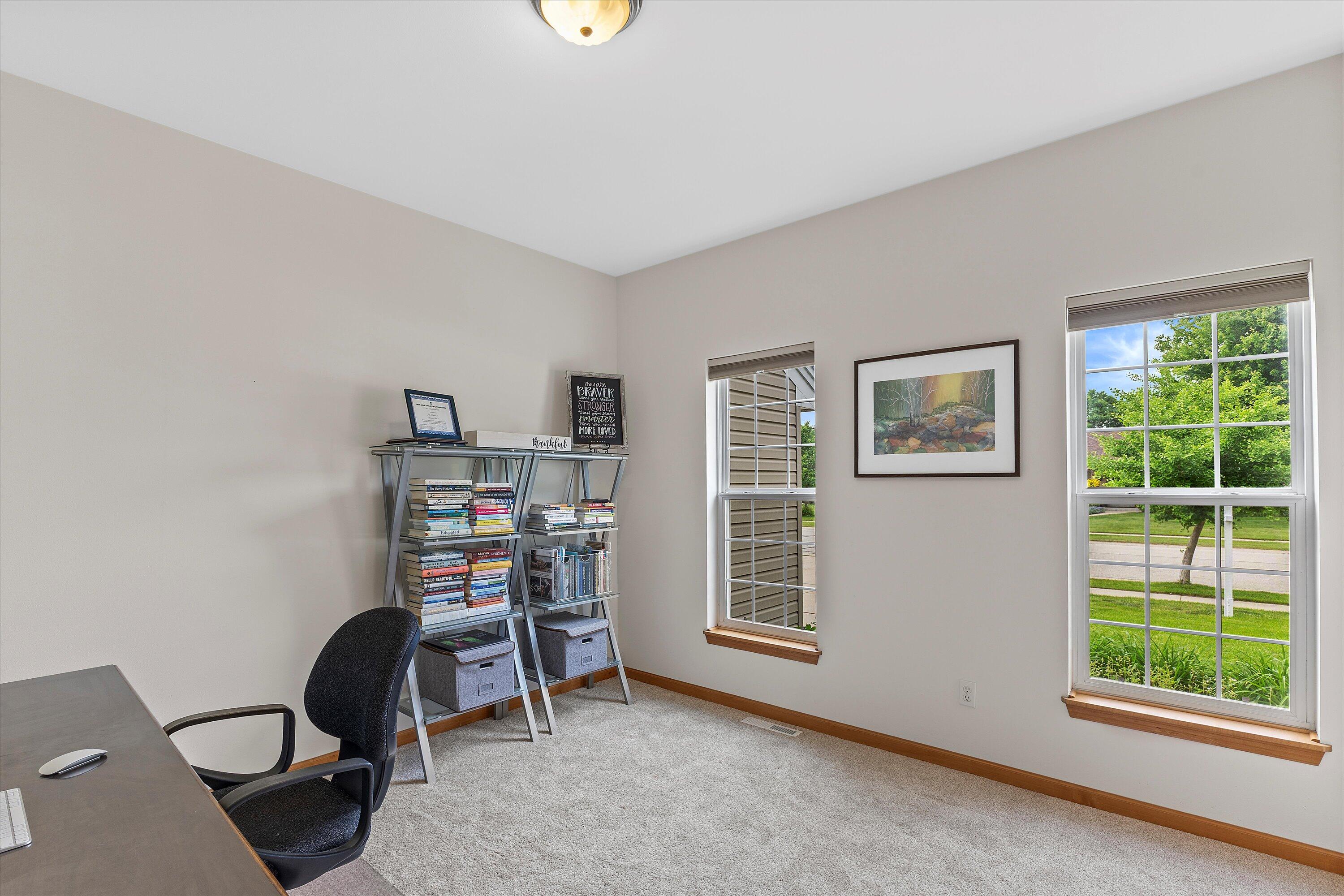 1333 Mockingbird Dr