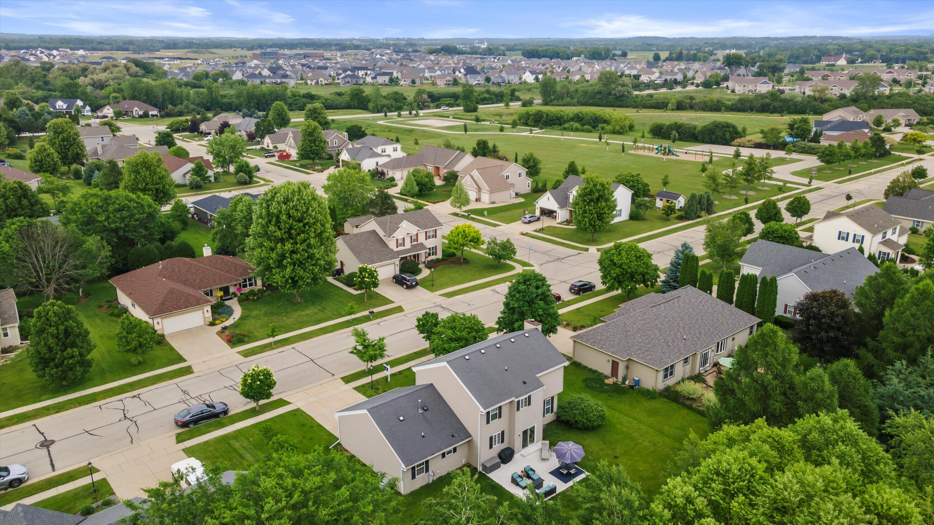 1333 Mockingbird Dr