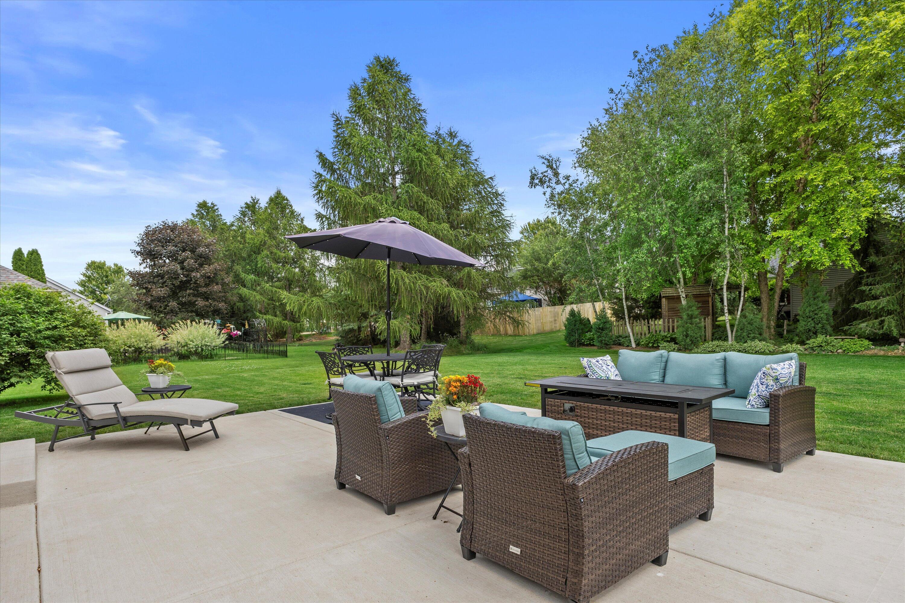 1333 Mockingbird Dr