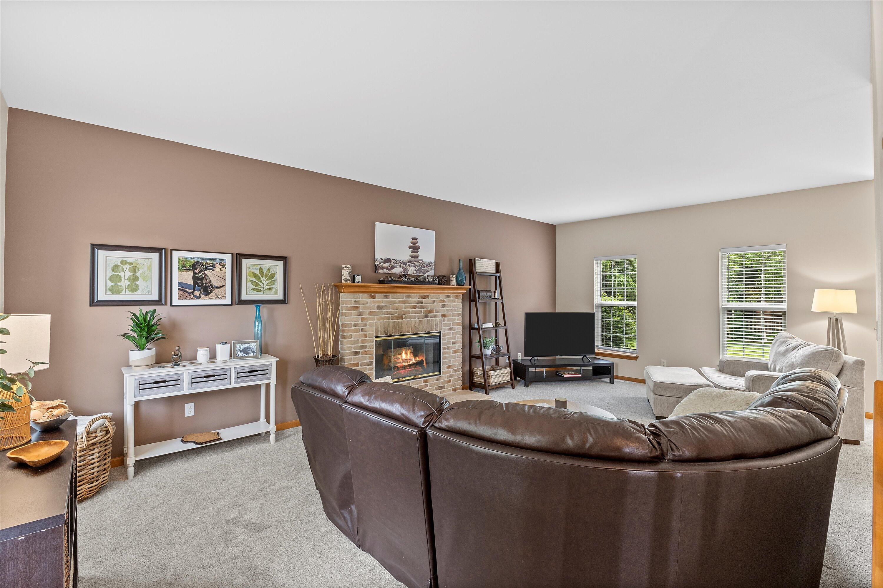 1333 Mockingbird Dr