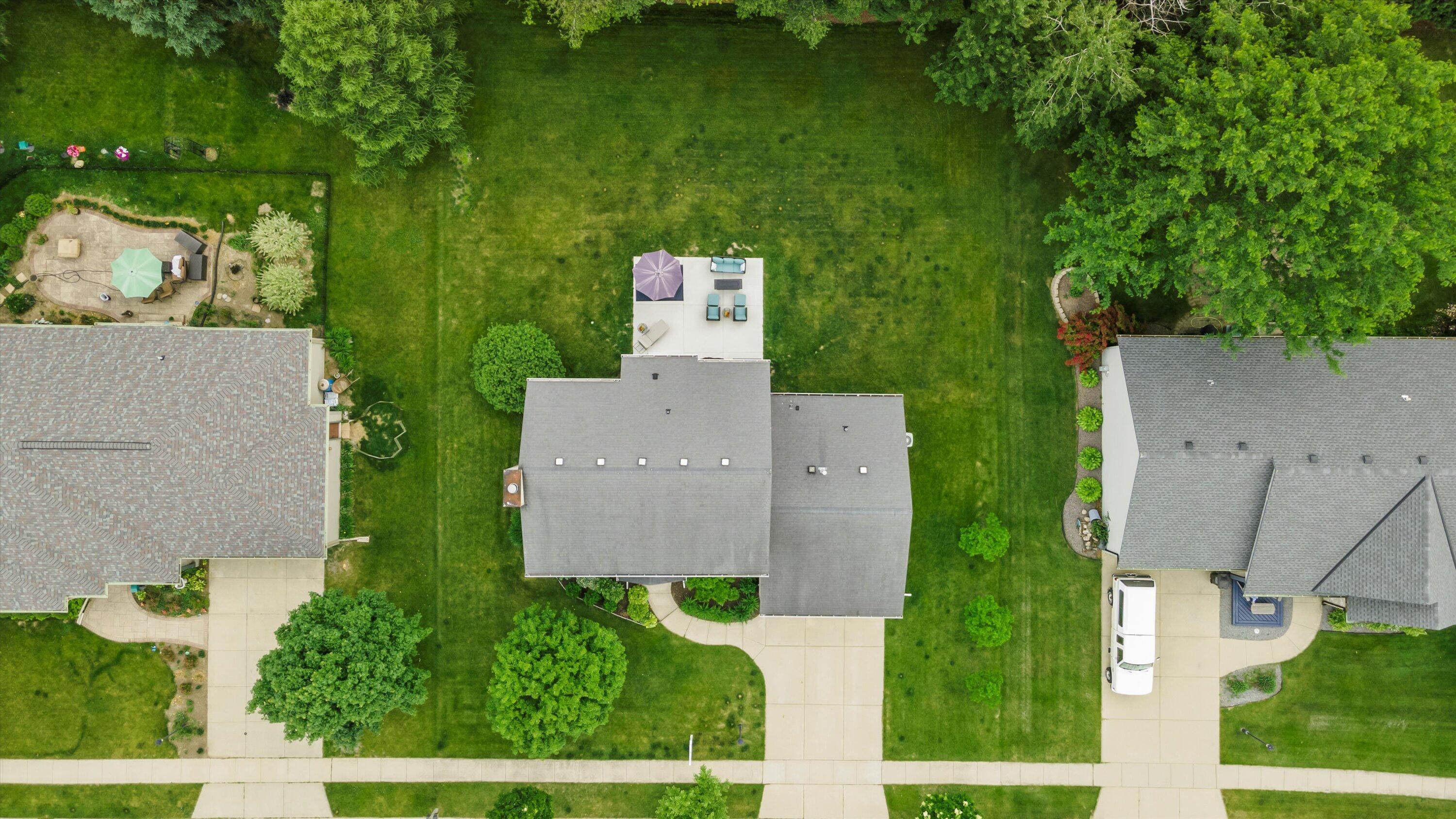 1333 Mockingbird Dr