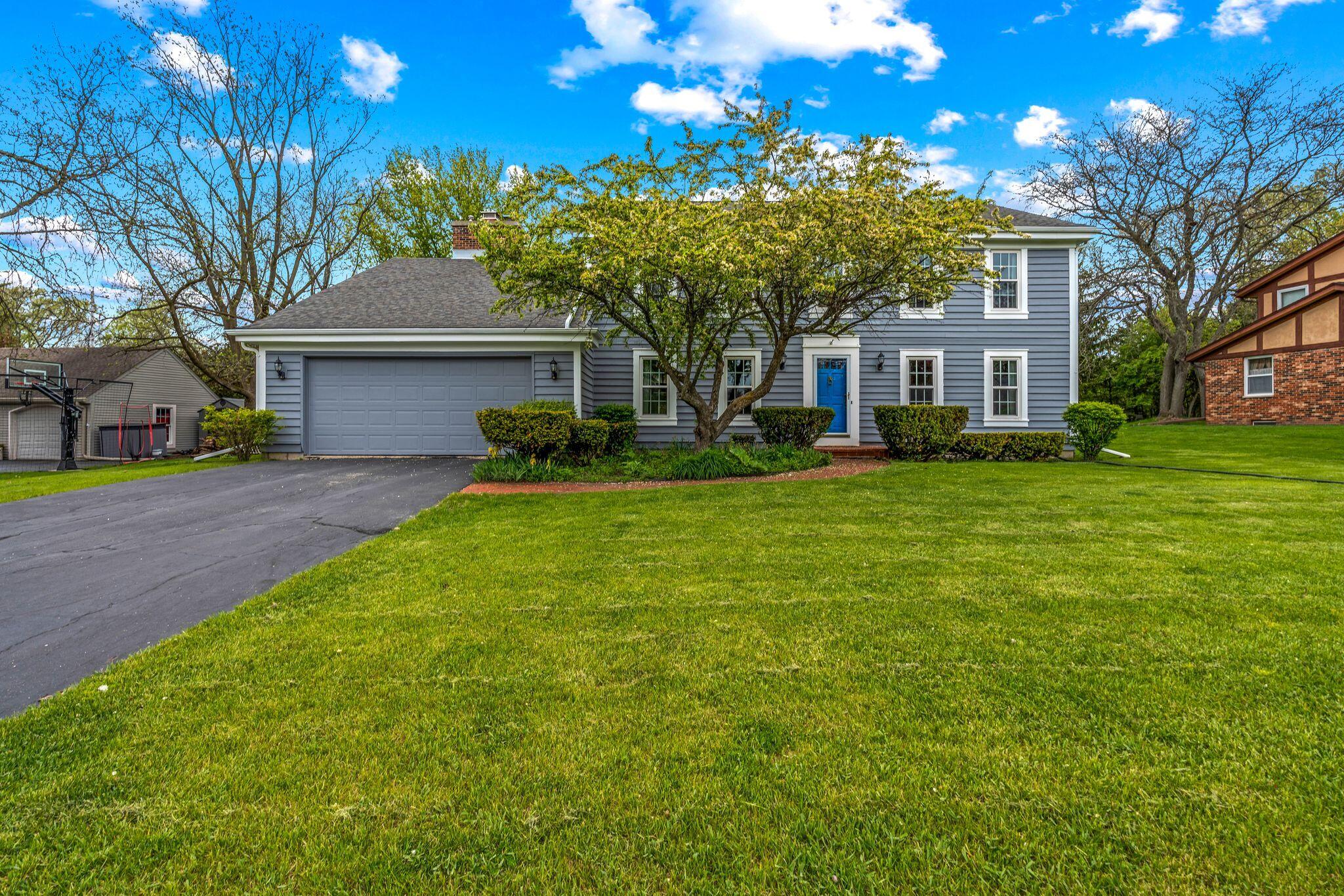 510 Crescent Ln