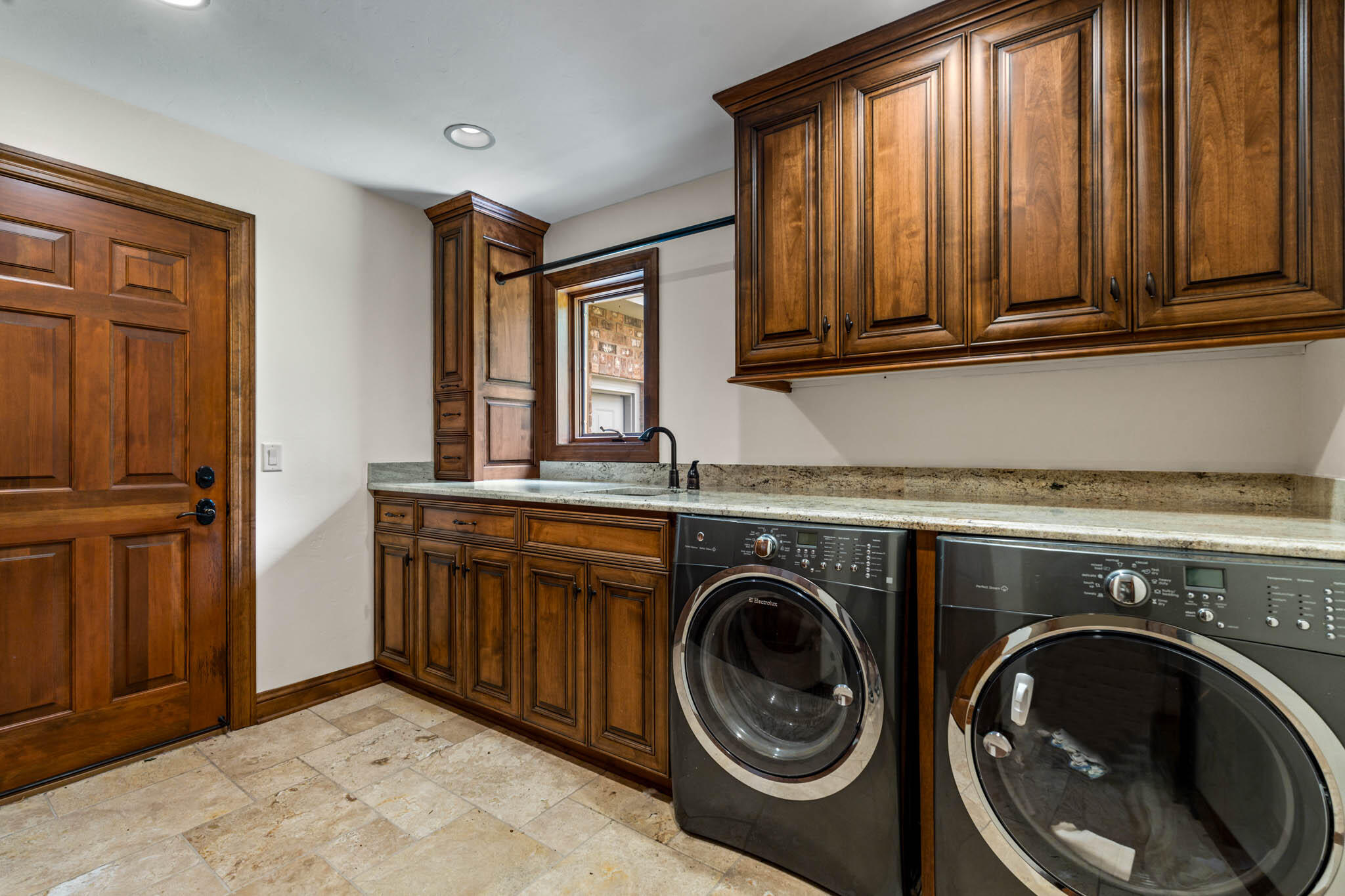 3172 Willowgate Pass