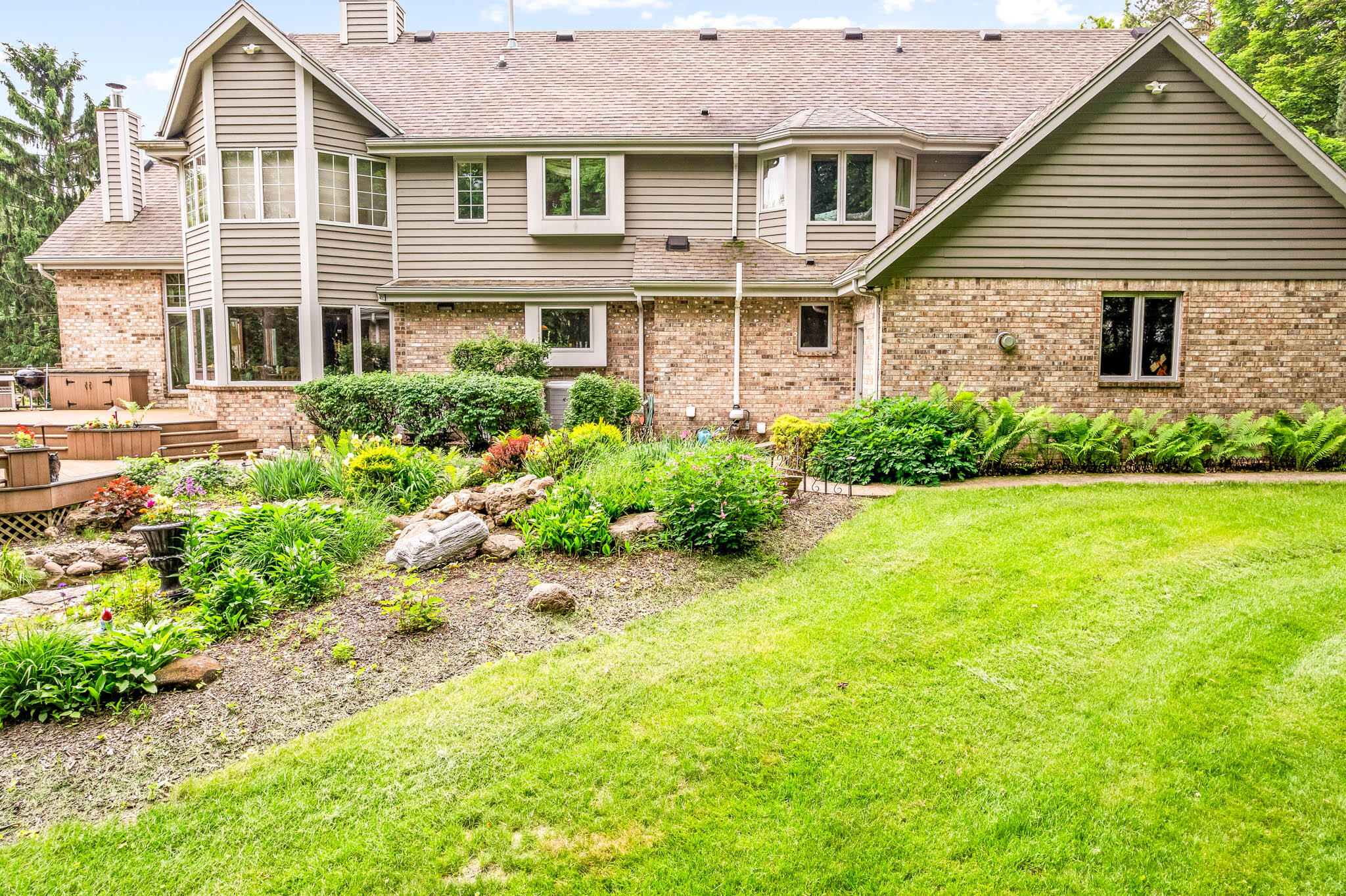 3172 Willowgate Pass