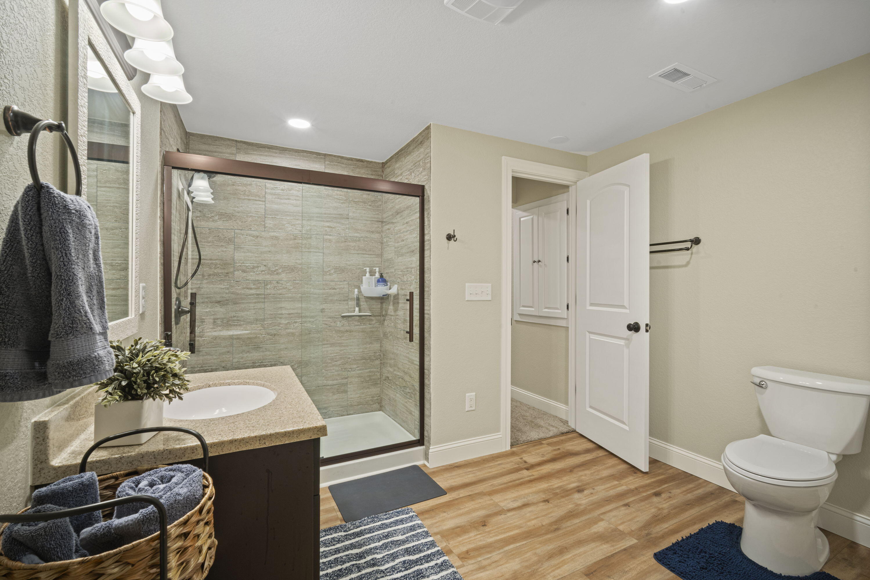 W177N11441 Blackstone Cir