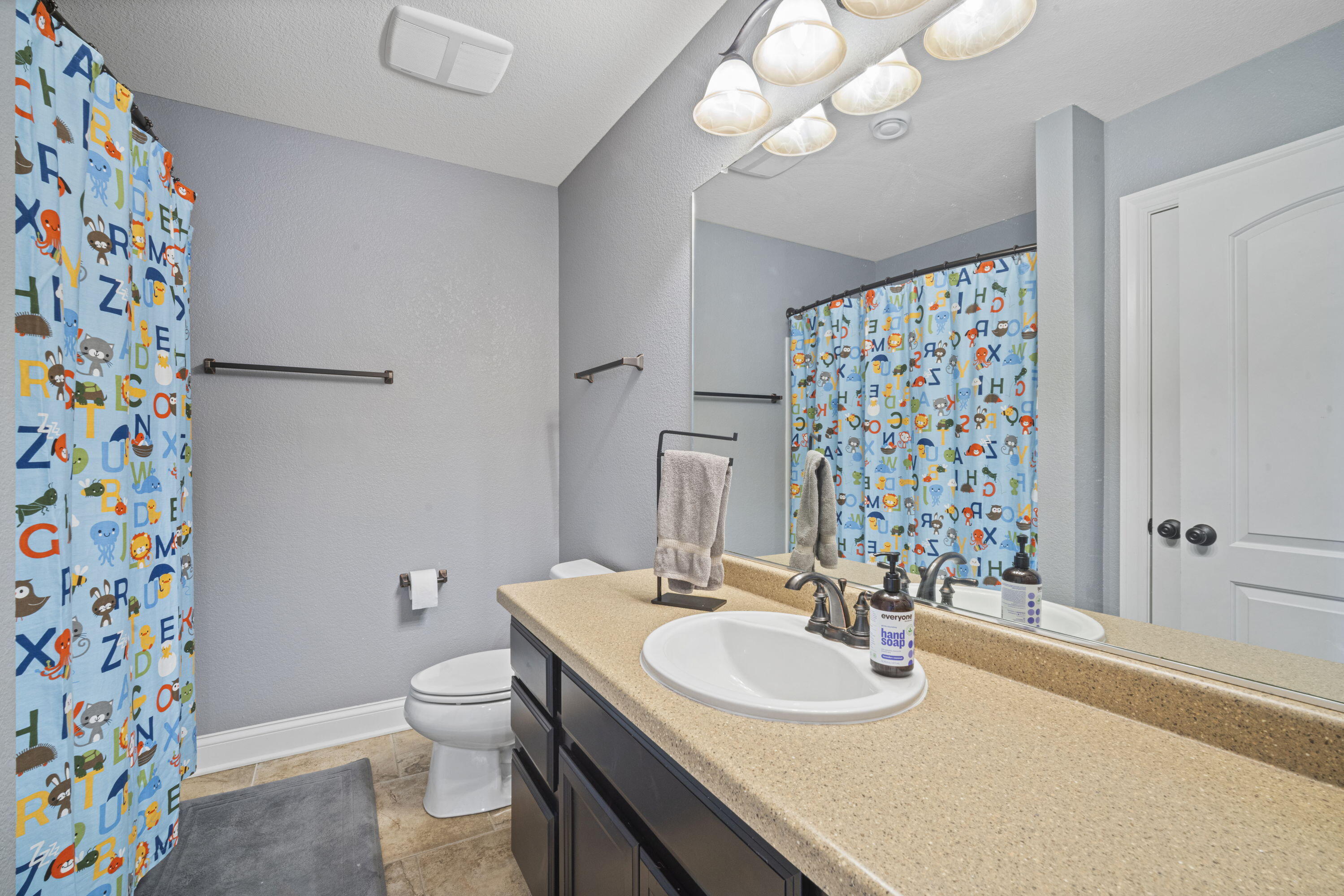 W177N11441 Blackstone Cir