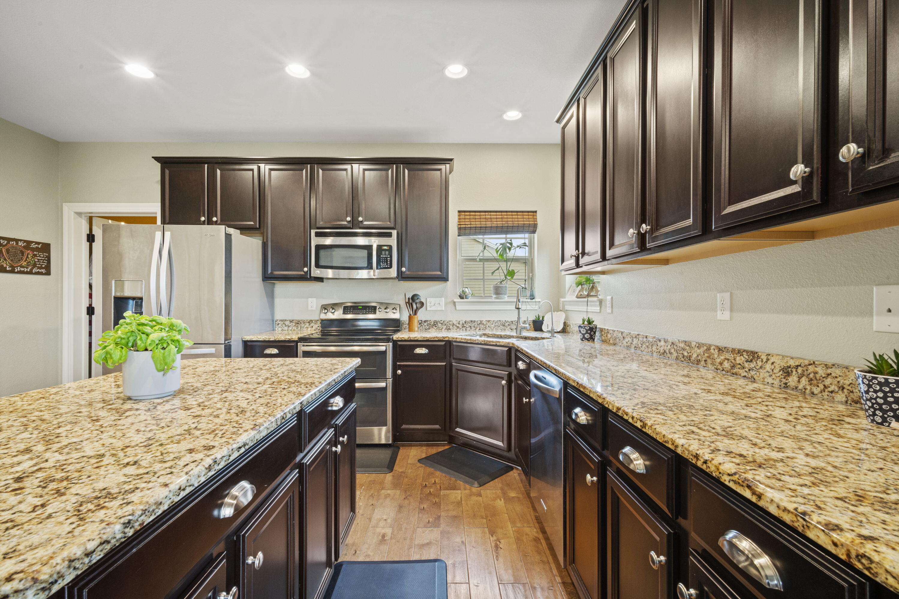 W177N11441 Blackstone Cir