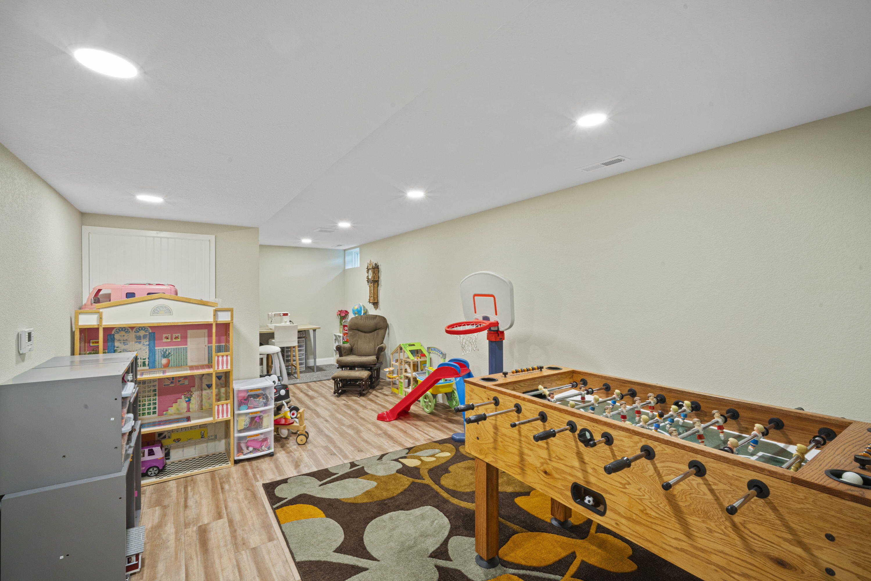 W177N11441 Blackstone Cir