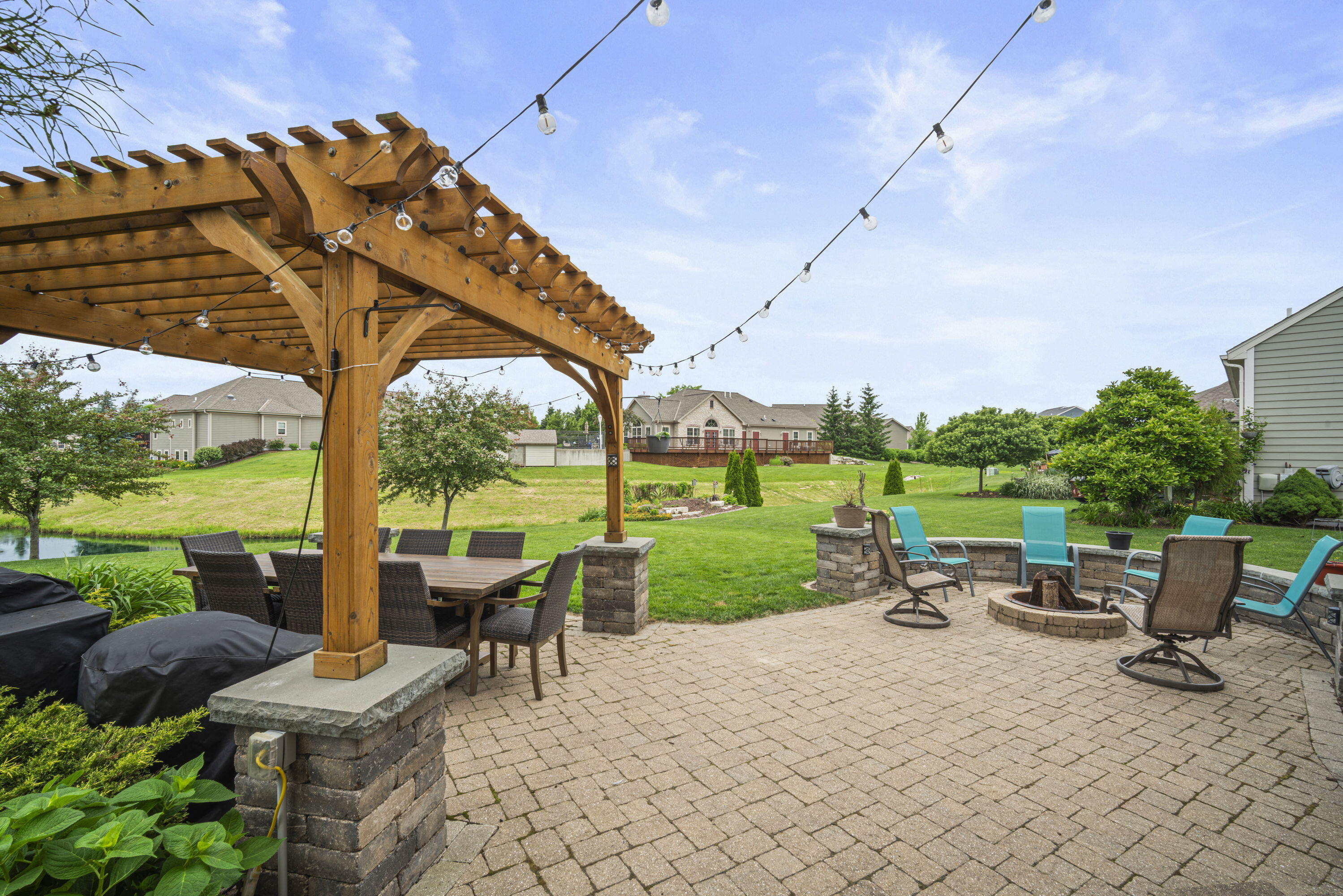 W177N11441 Blackstone Cir