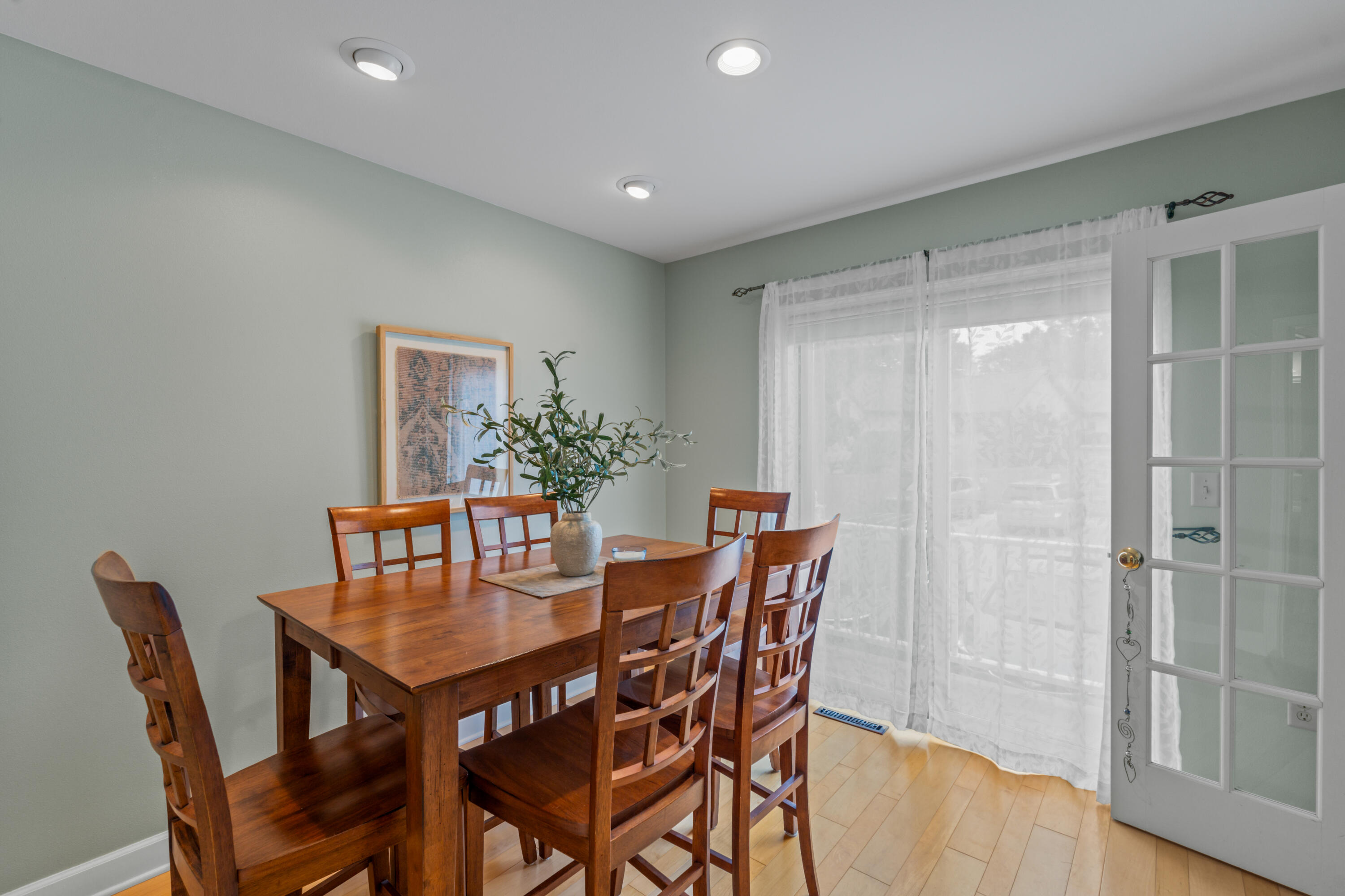 W64N736 Washington Ave