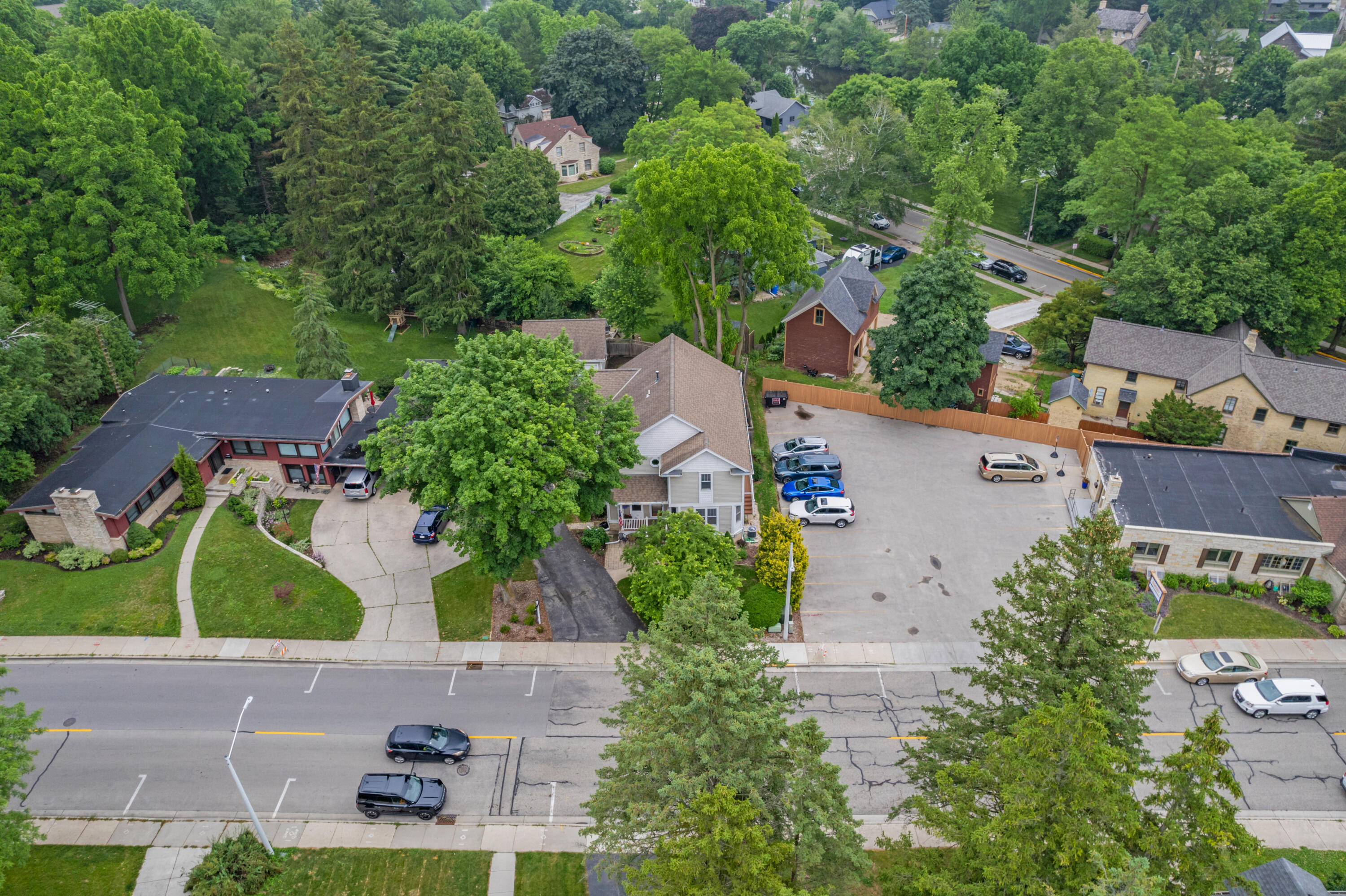 W64N736 Washington Ave
