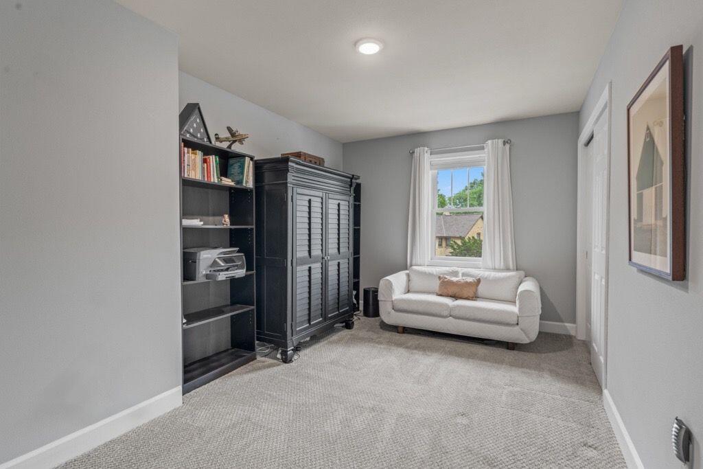 W64N736 Washington Ave