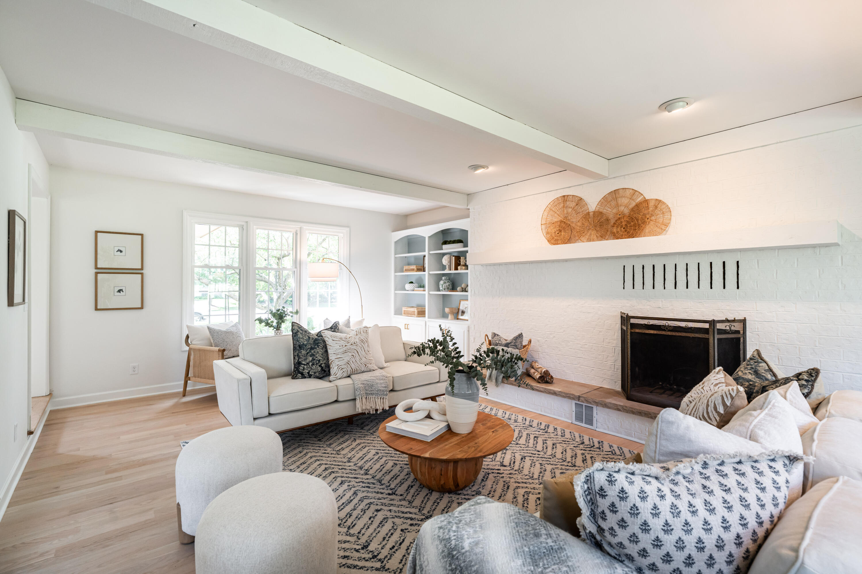 10734 N Magnolia Dr