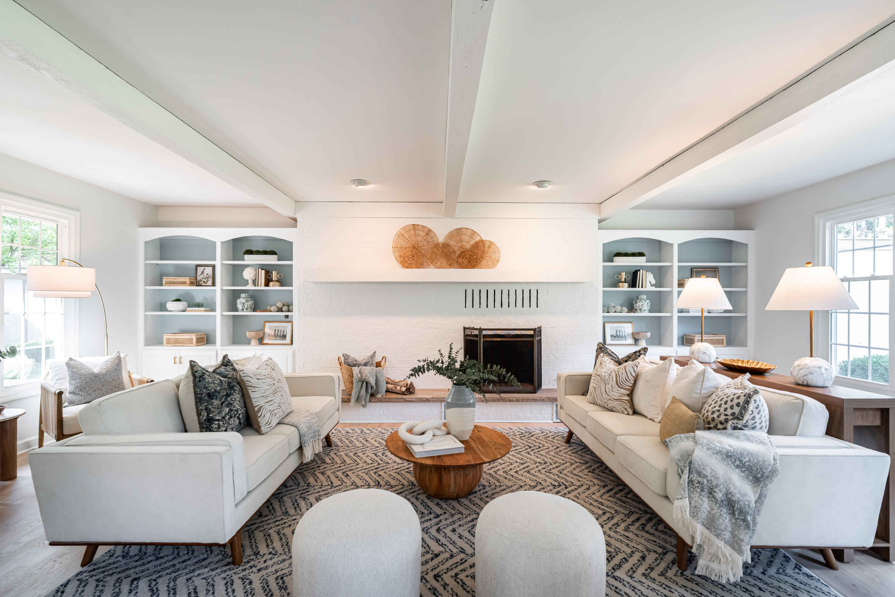 10734 N Magnolia Dr