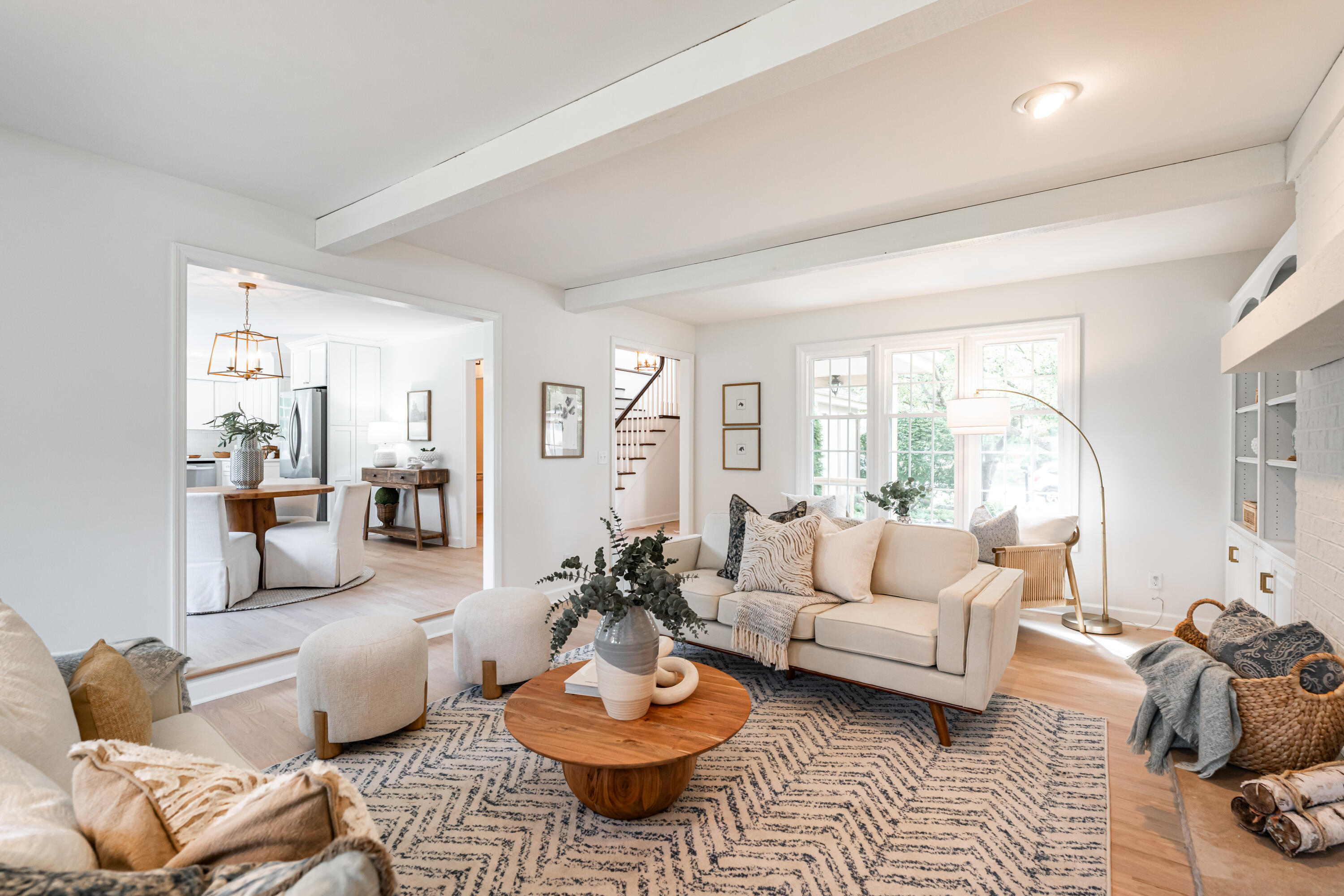 10734 N Magnolia Dr