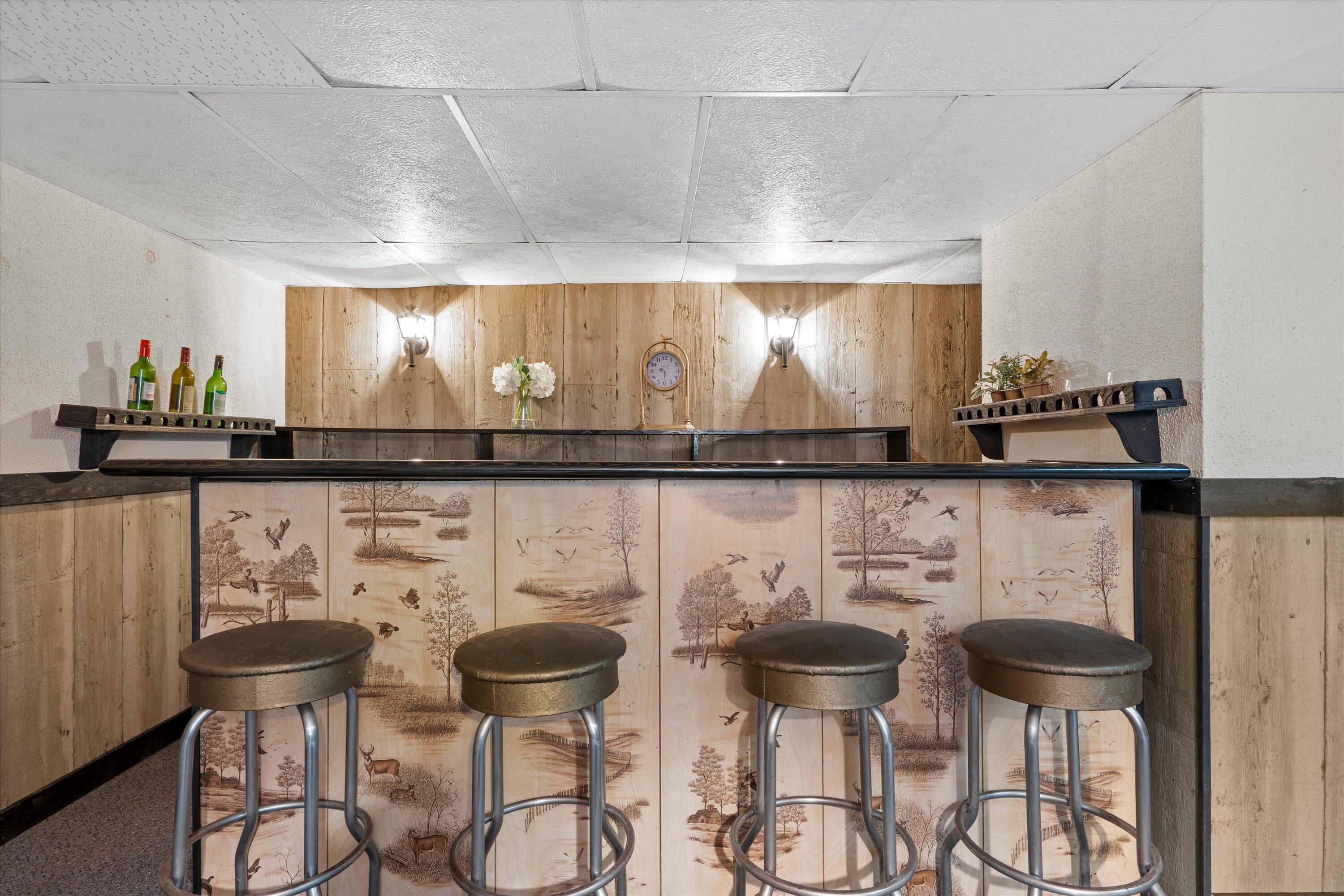 W263N7064 Thousand Oaks Dr