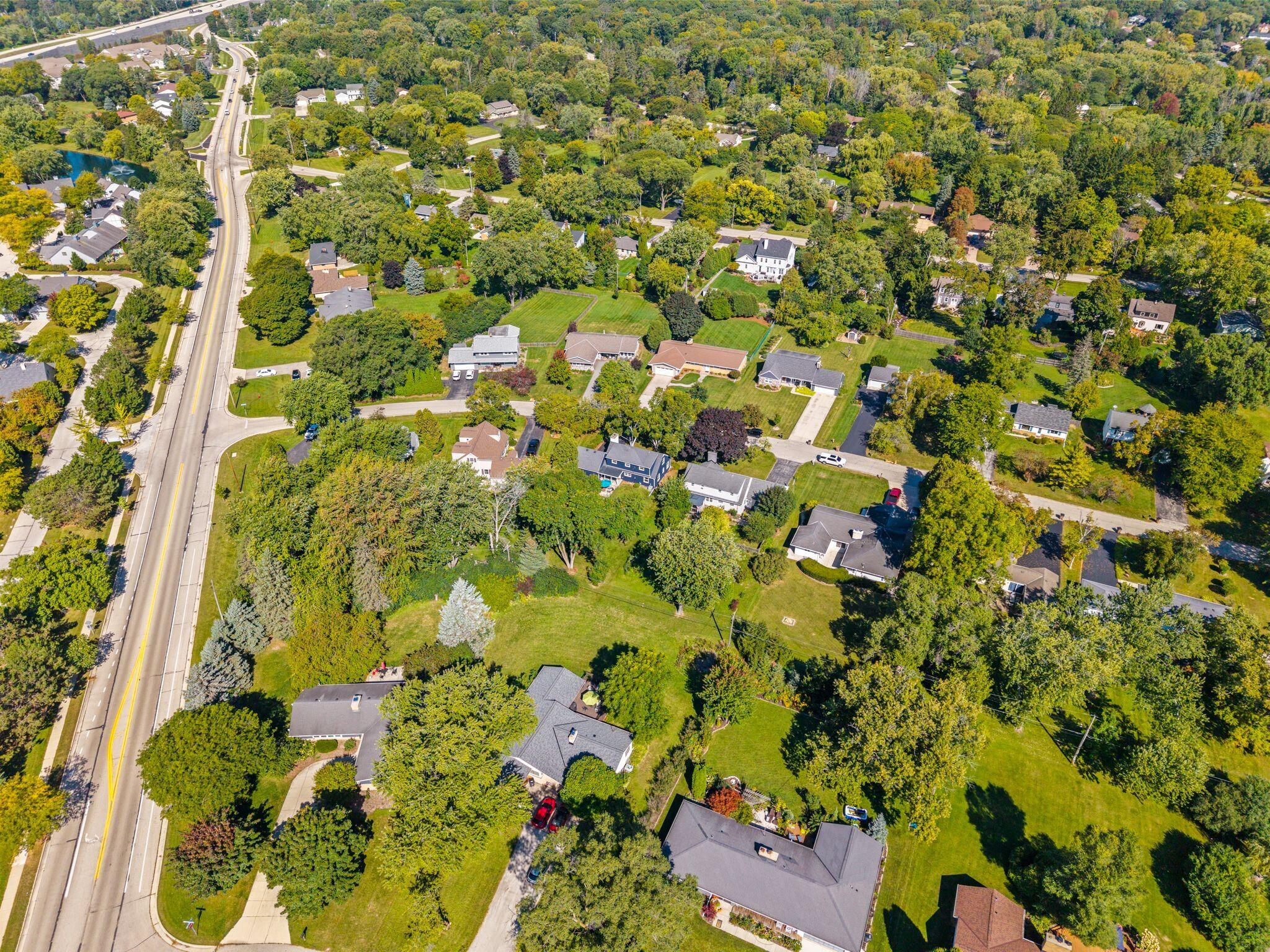 515 W Manor Cir