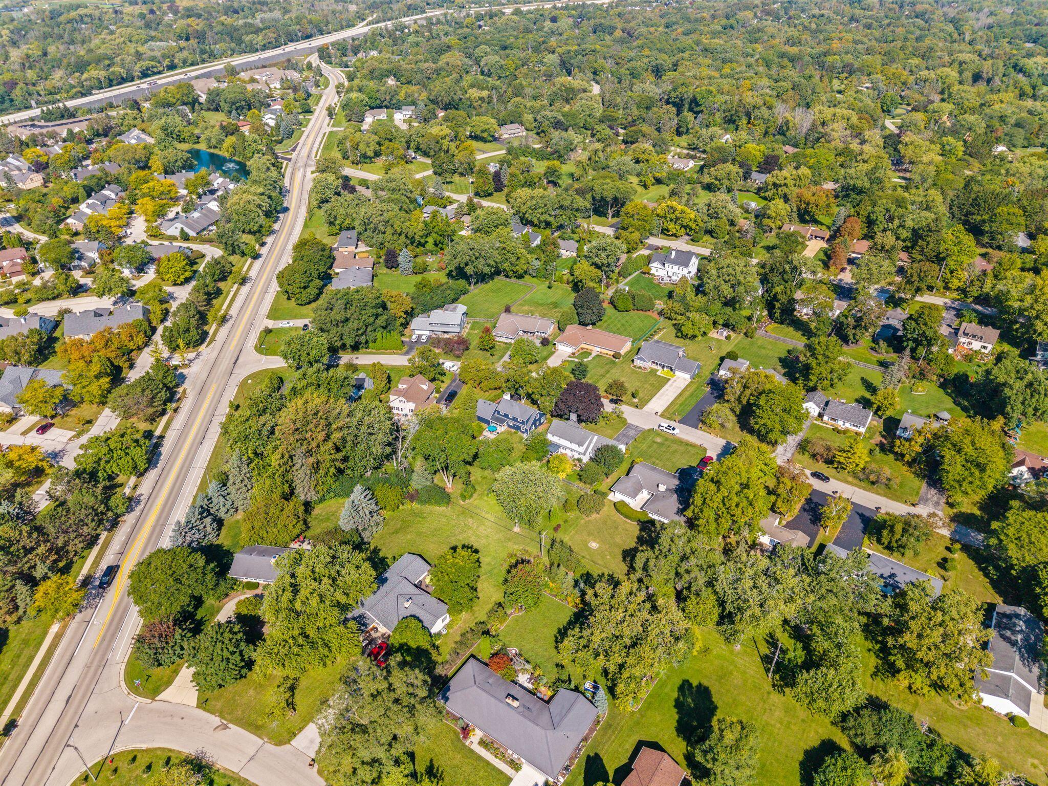 515 W Manor Cir