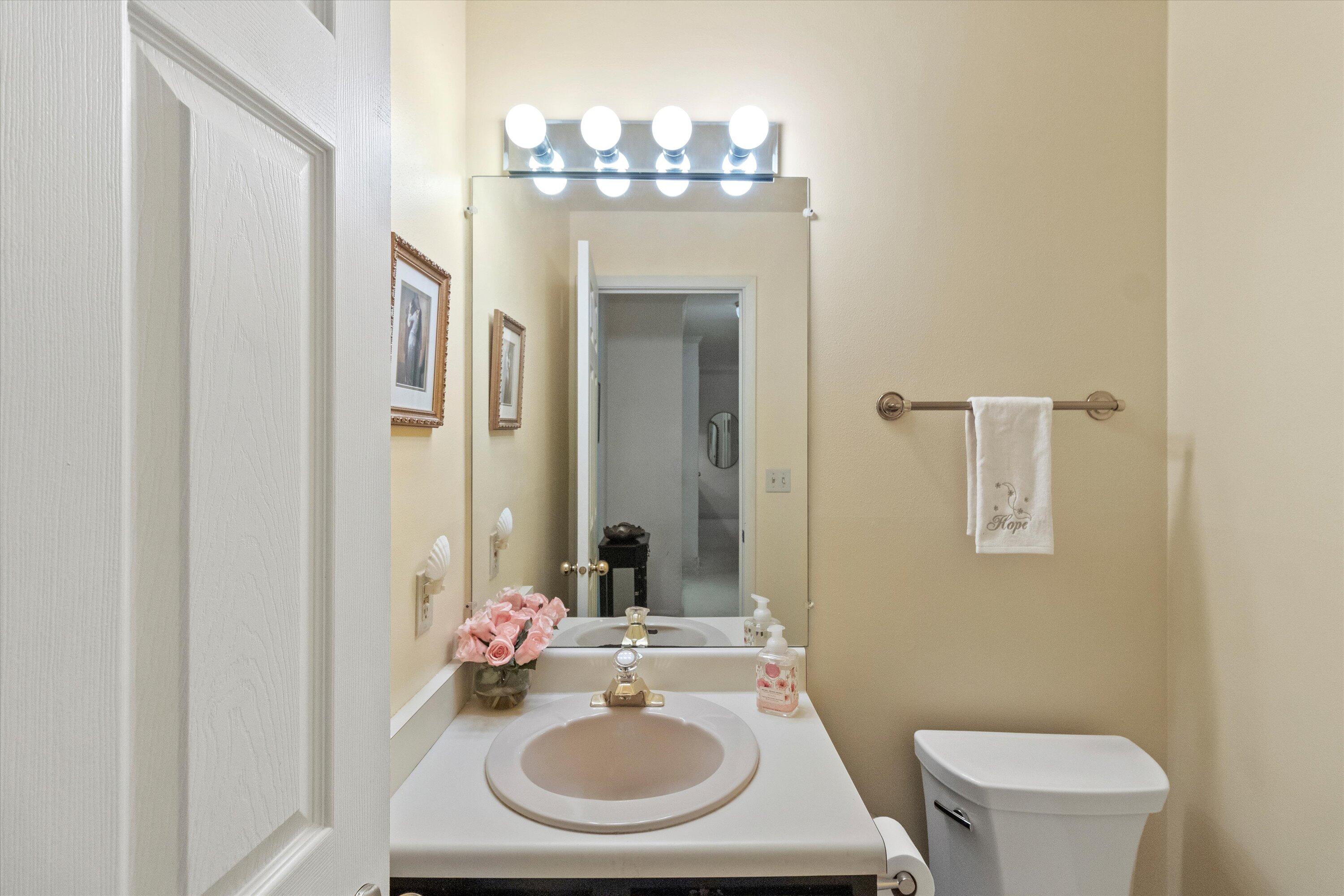 12990 W Bluemound Rd Unit: 204