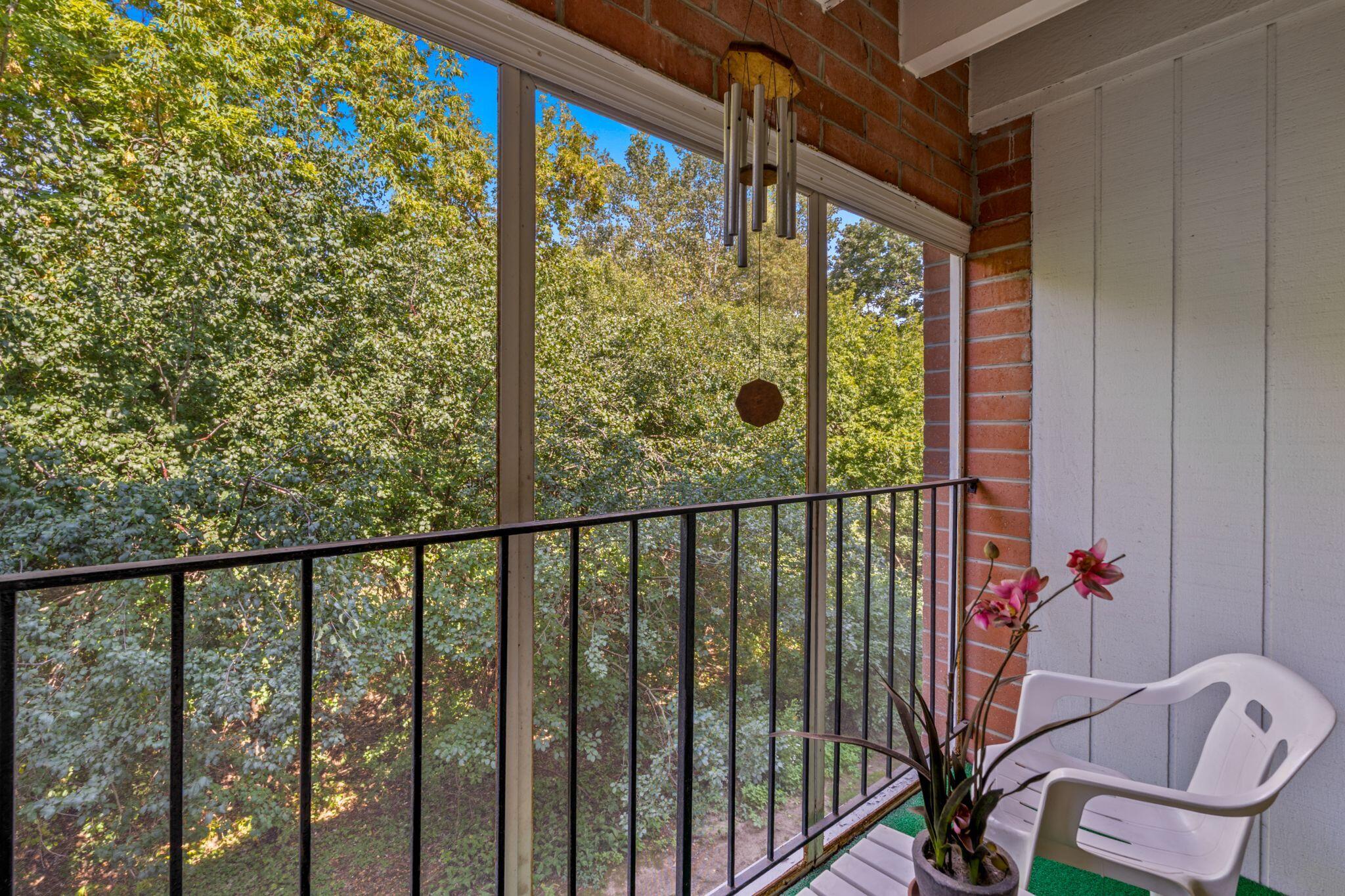 12990 W Bluemound Rd Unit: 204