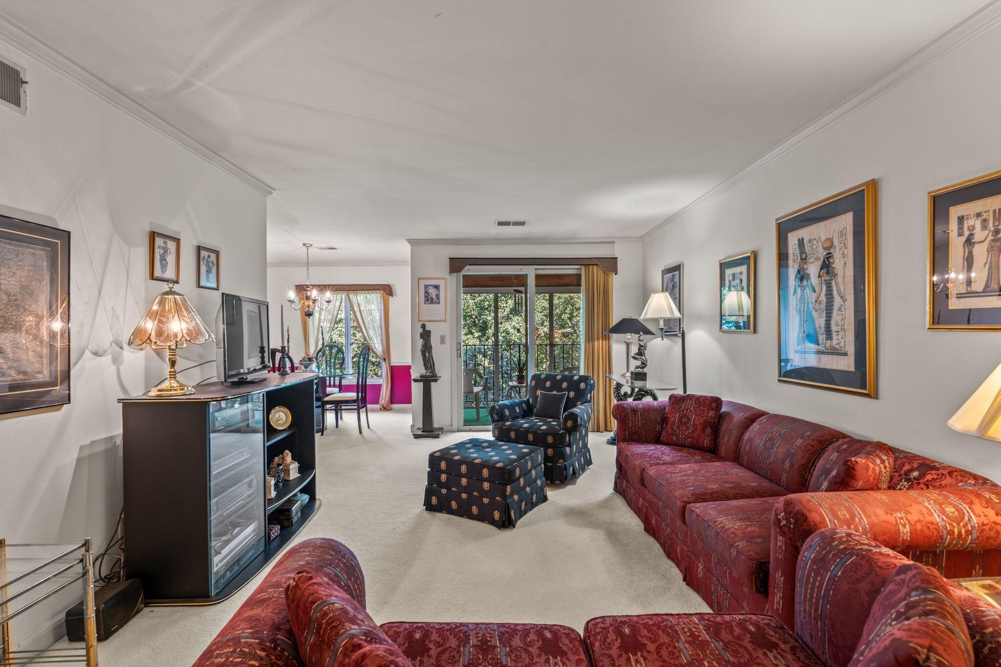 12990 W Bluemound Rd Unit: 204