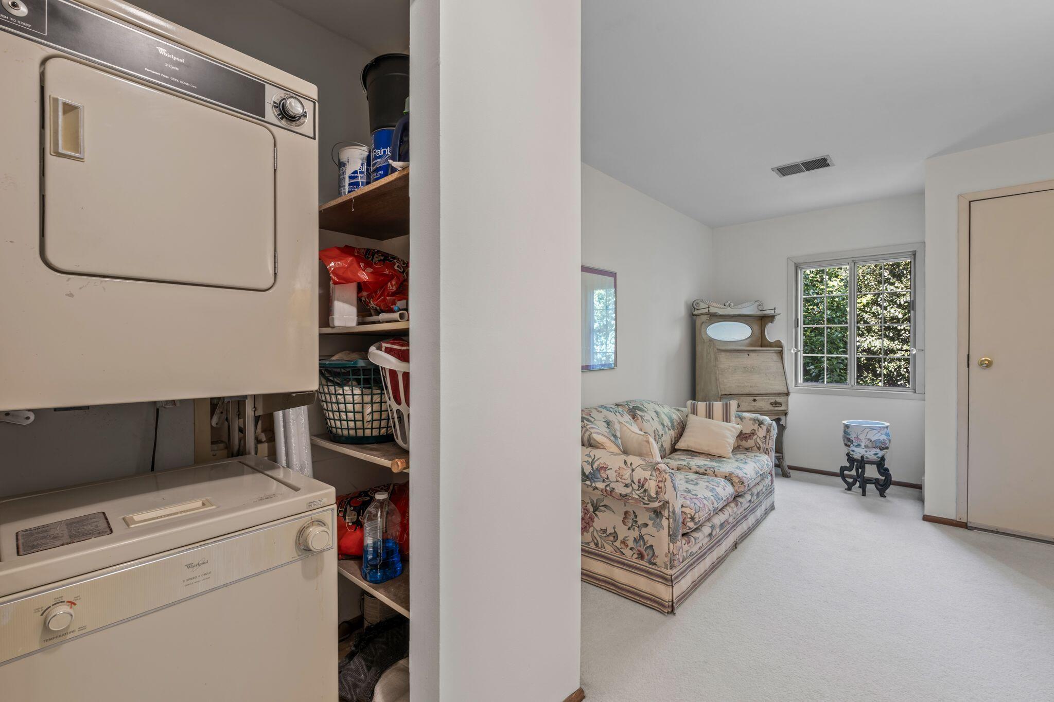 12990 W Bluemound Rd Unit: 204
