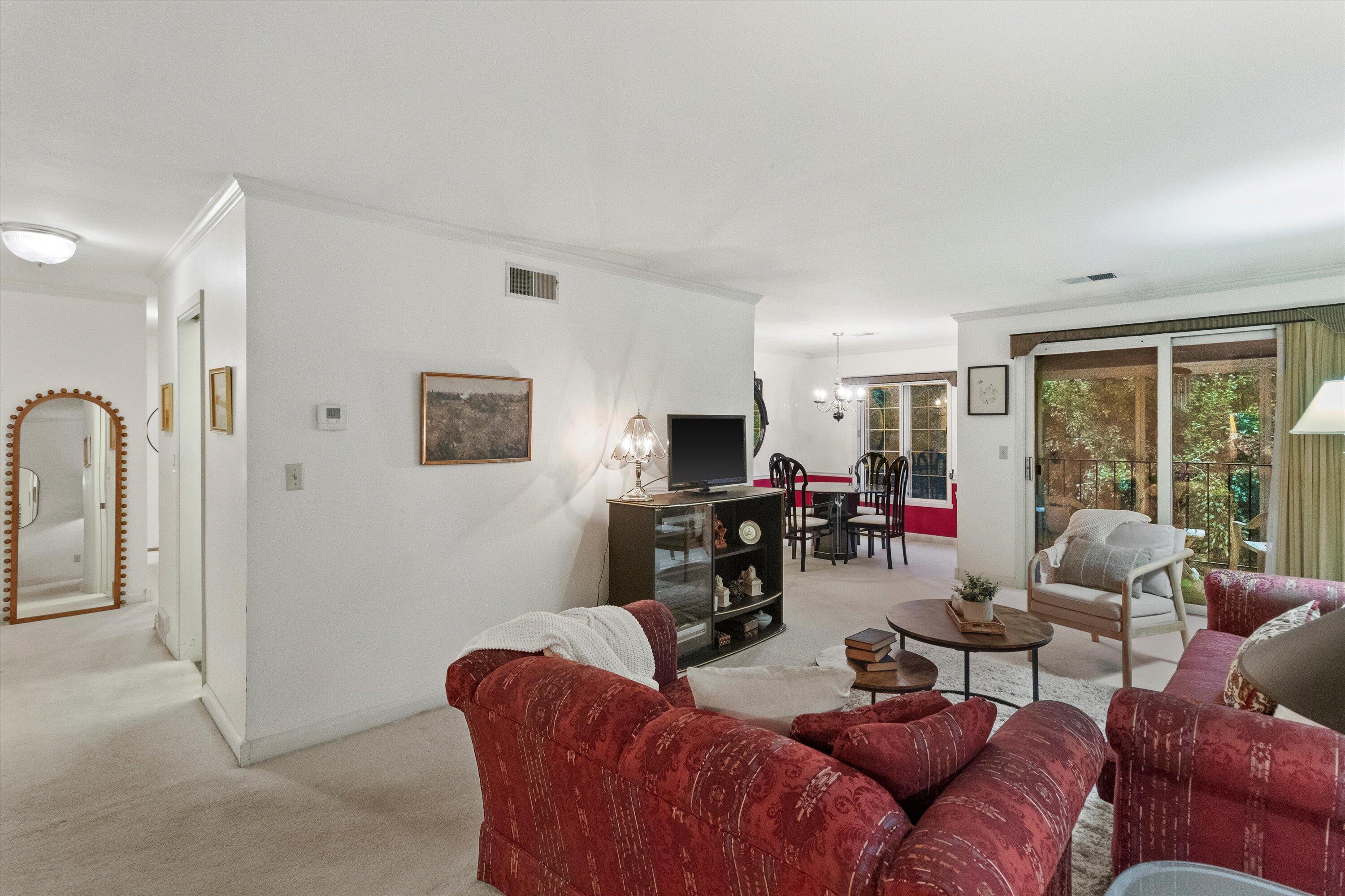 12990 W Bluemound Rd Unit: 204