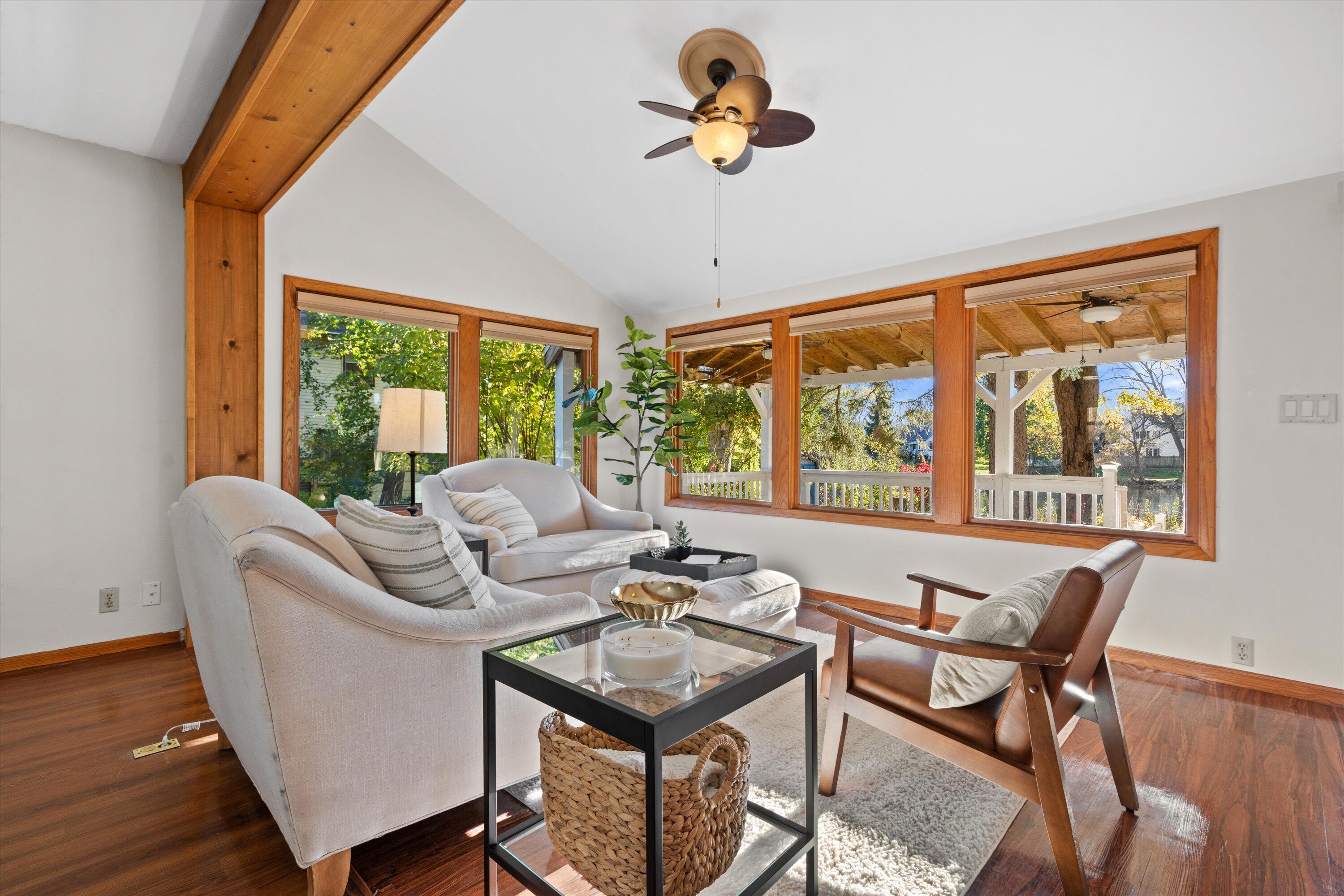 12763 N East Shoreland Dr