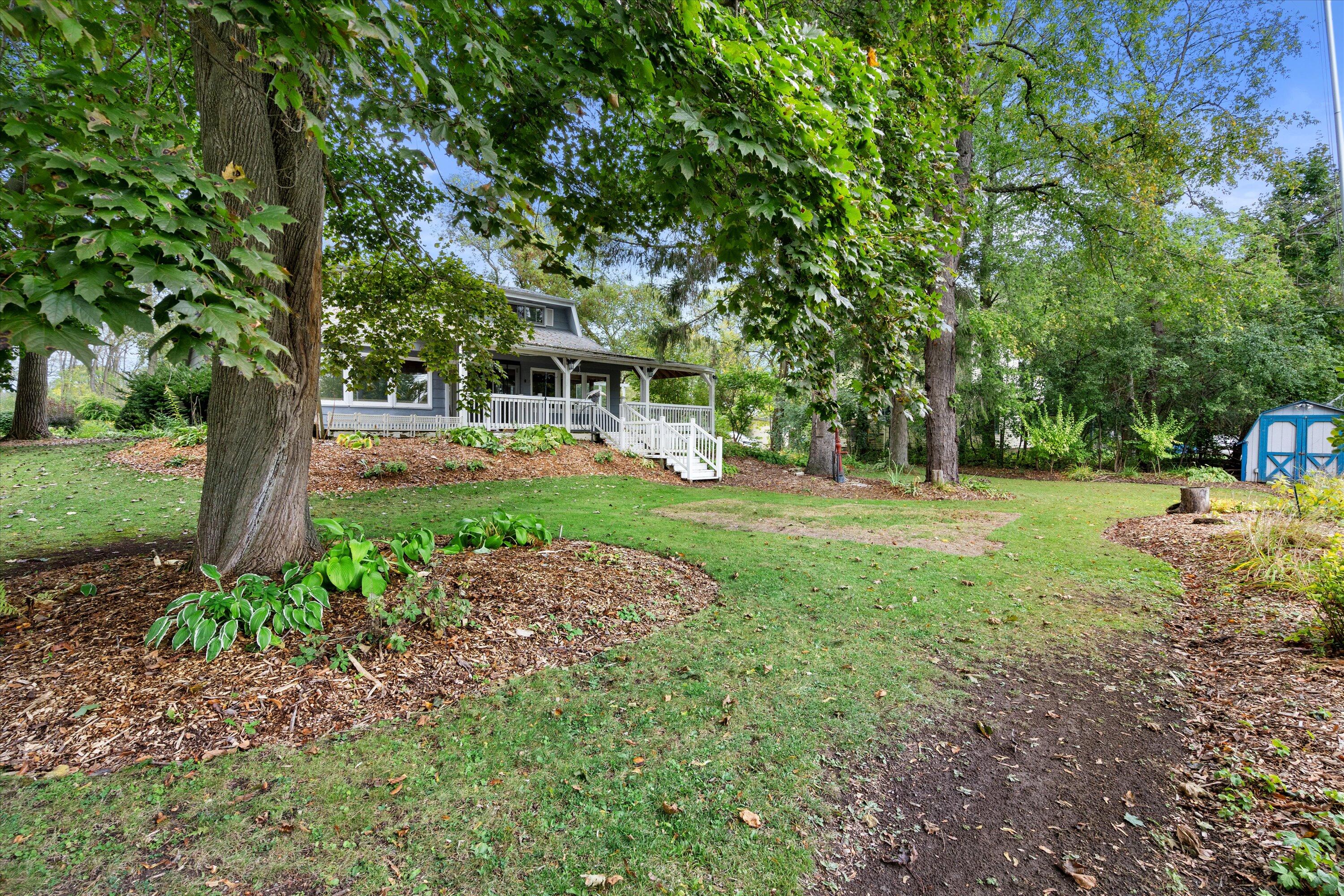 12763 N East Shoreland Dr